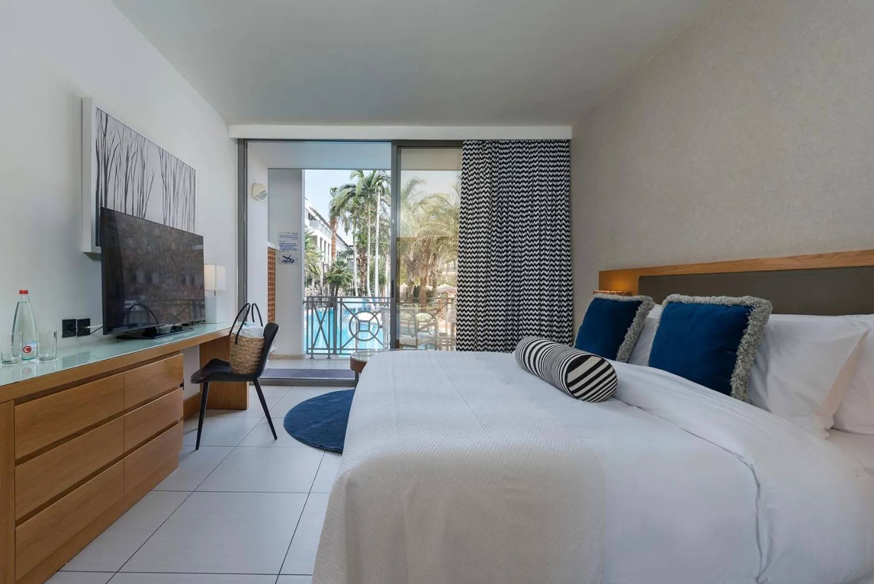 Bed in Agamim by Isrotel Collection