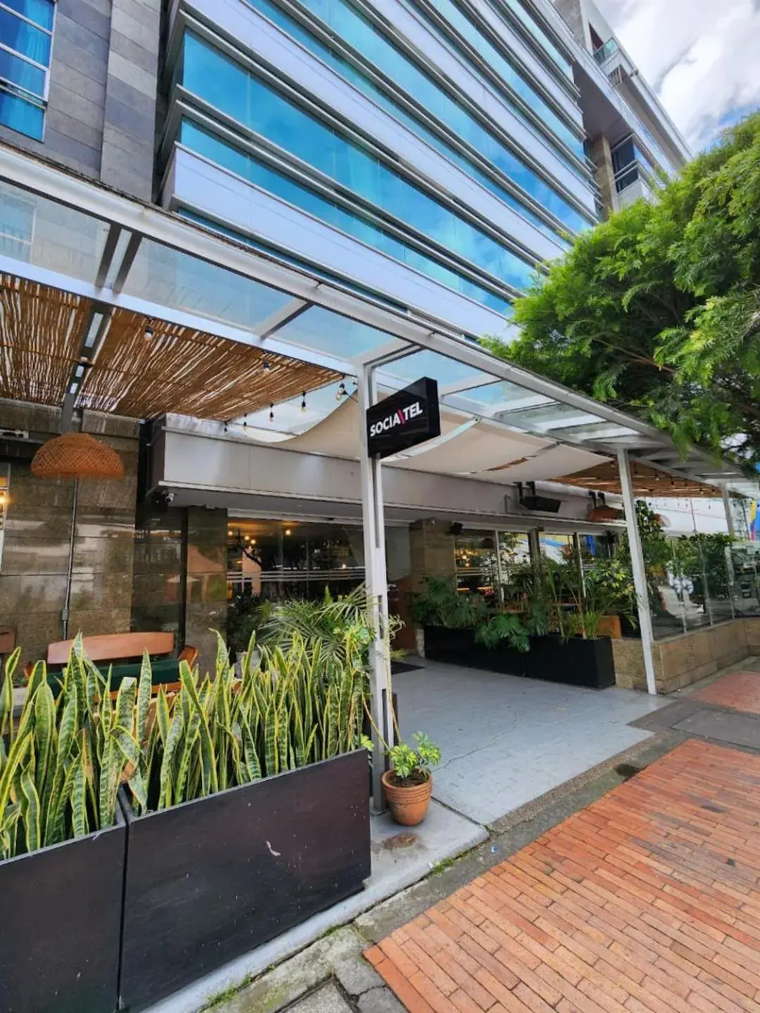 Property building in Socialtel Parque 93 Bogota Property building in Socialtel Parque 93 Bogota