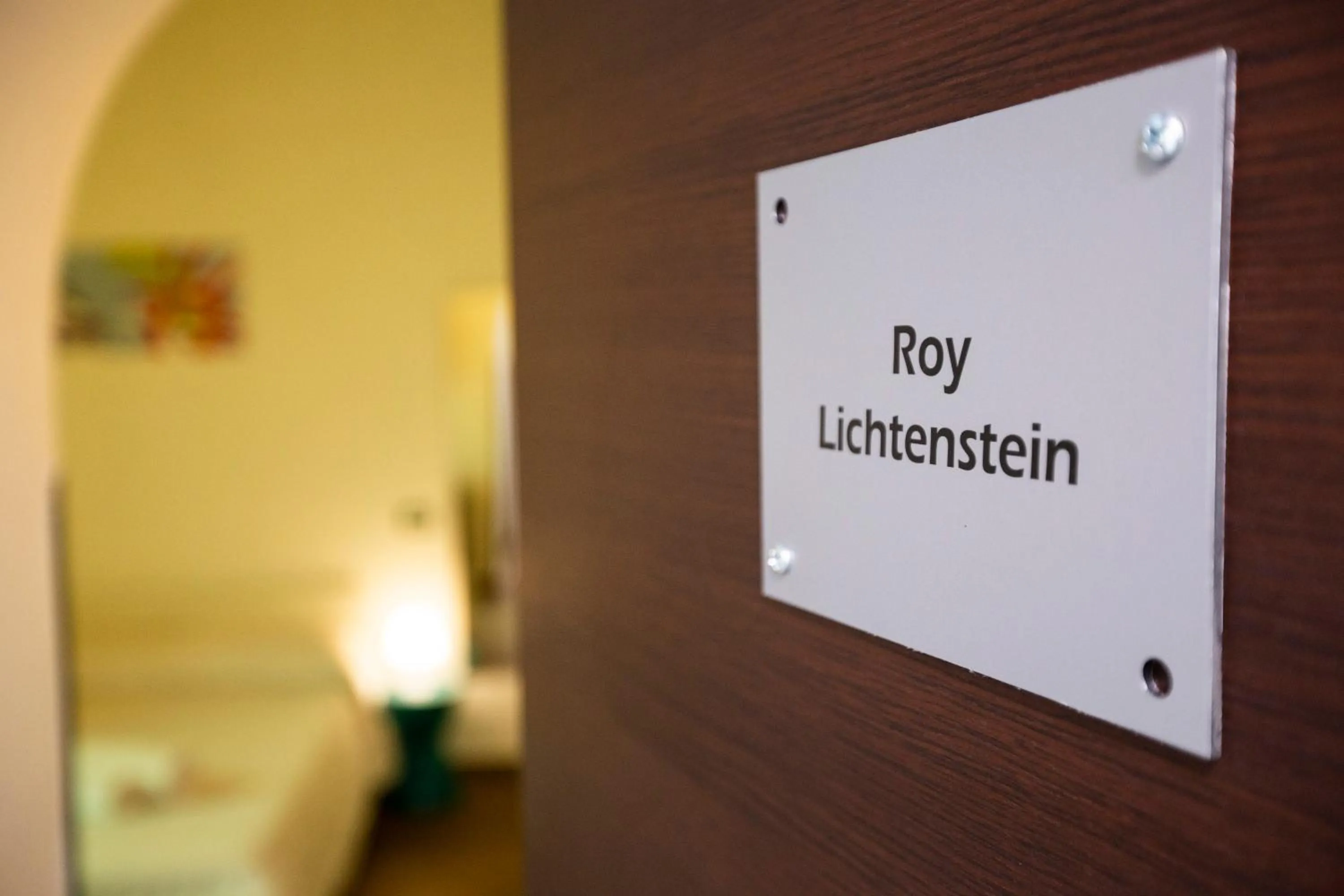 Decorative detail in POP Art B&B