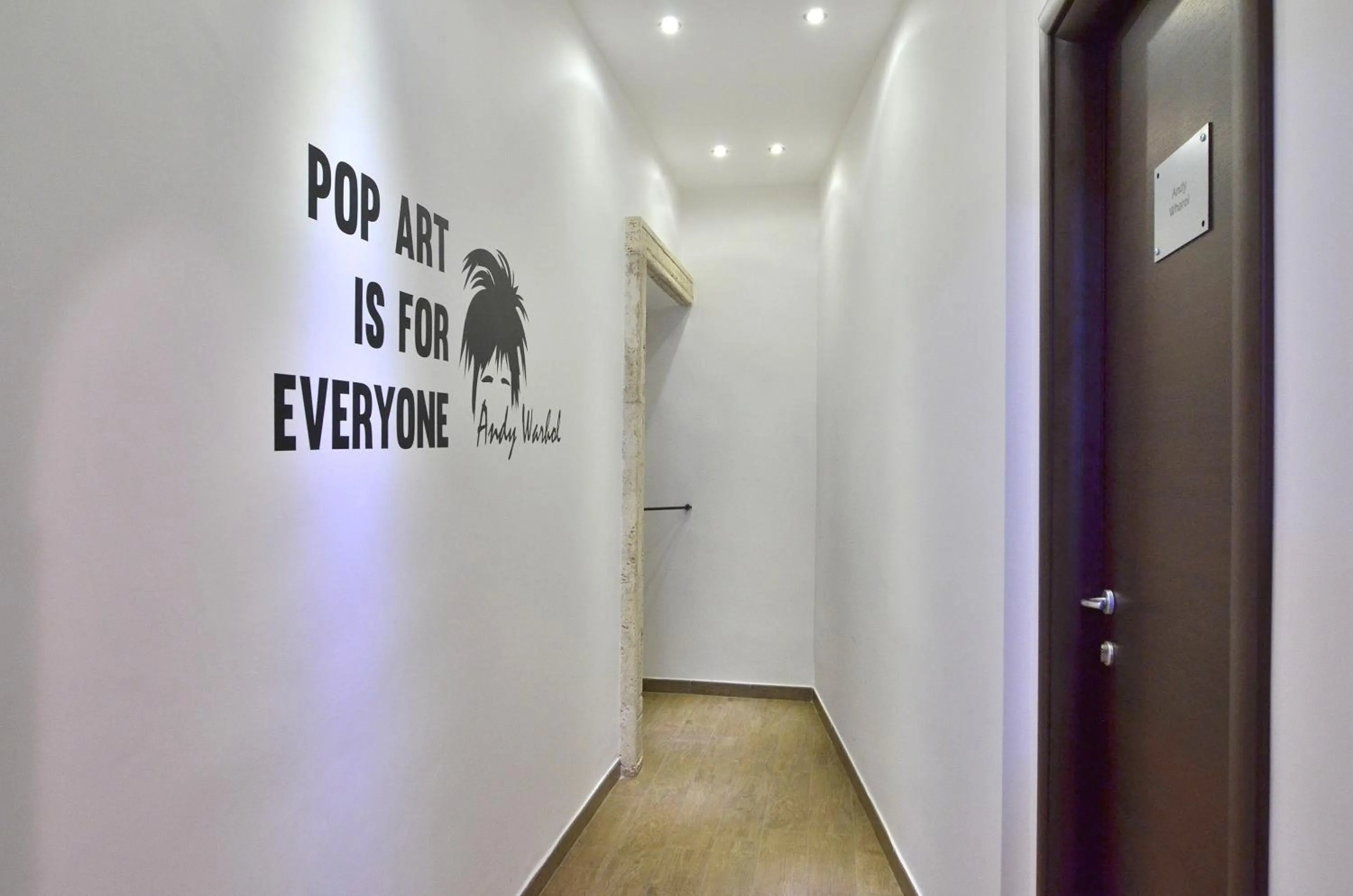 Lobby or reception in POP Art B&B