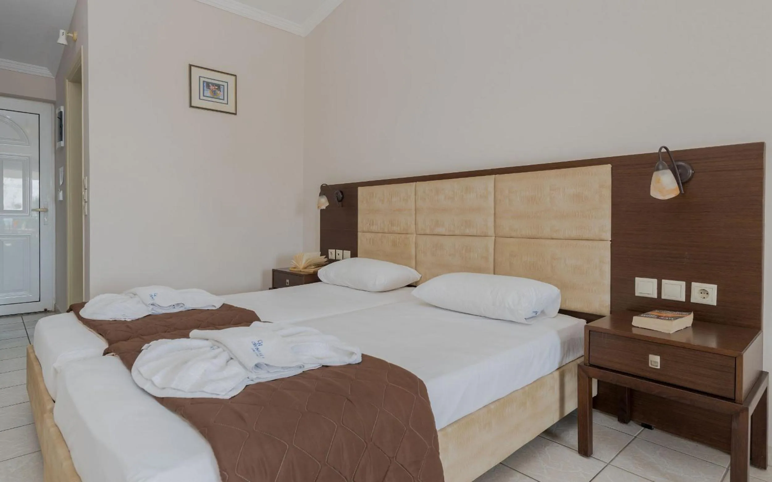 Bedroom, Bed in Hotel Cronulla