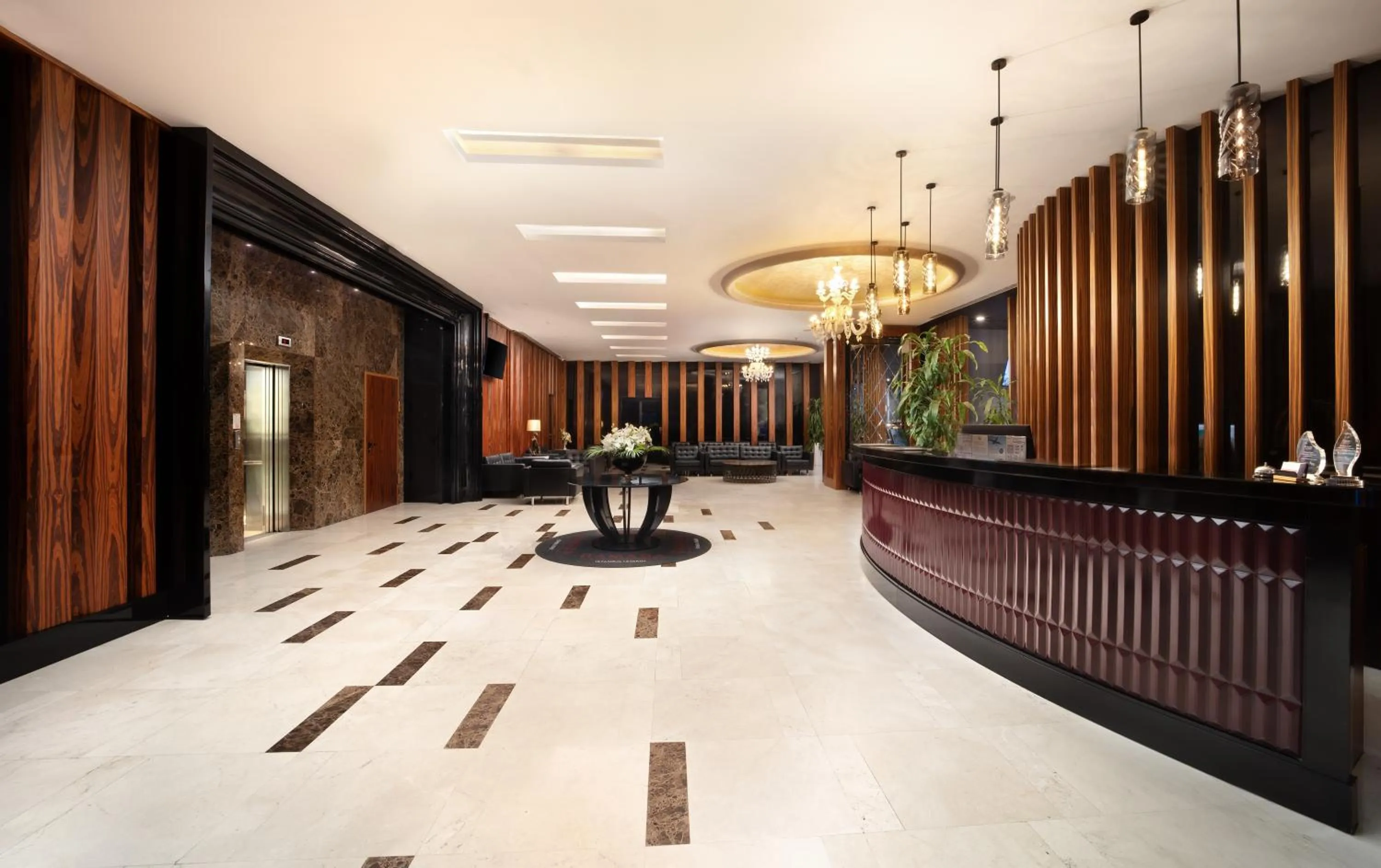 Lobby or reception in Ramada Plaza by Wyndham Istanbul Atakoy