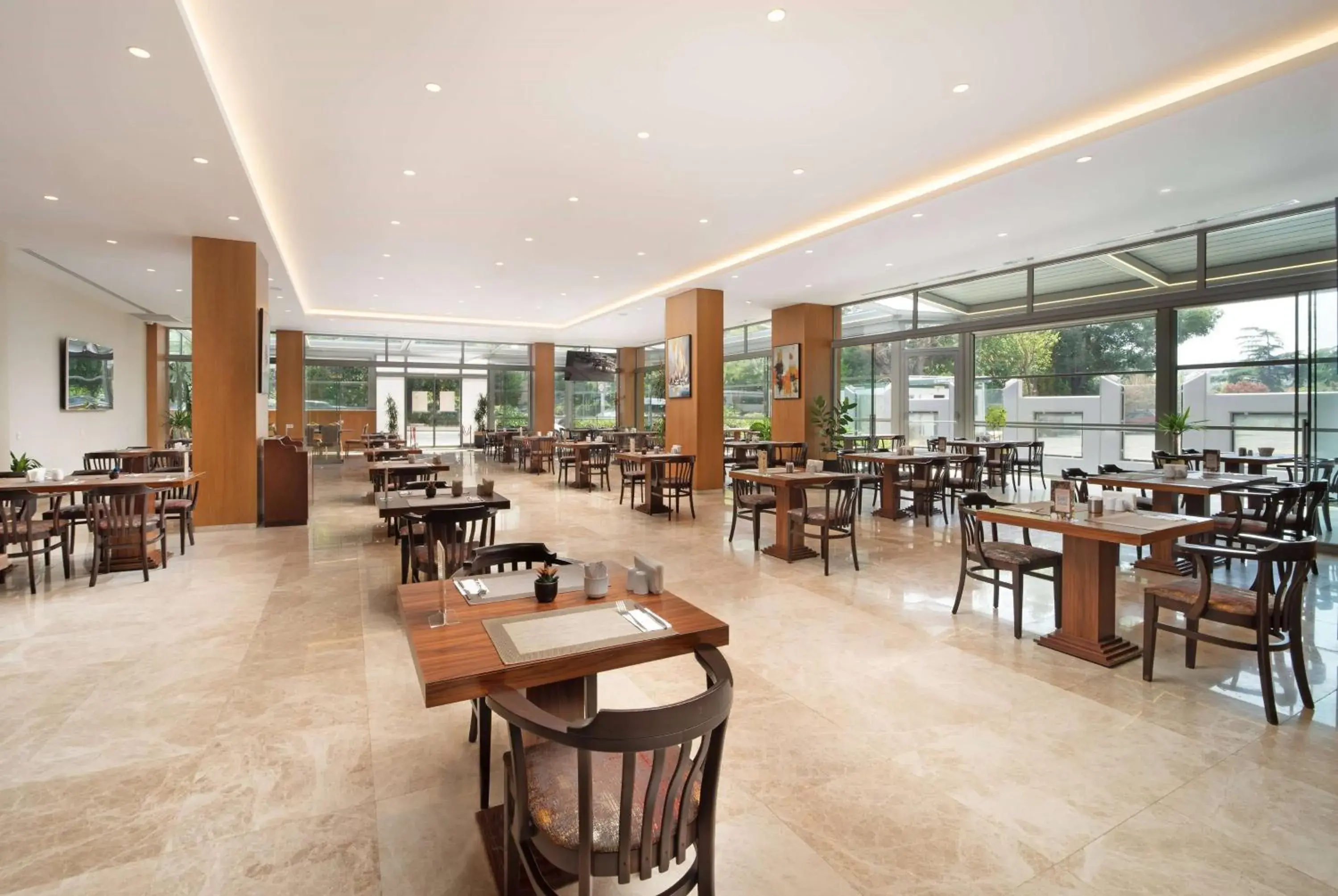 Restaurant/places to eat in Ramada Plaza by Wyndham Istanbul Atakoy Restaurant/places to eat in Ramada Plaza by Wyndham Istanbul Atakoy