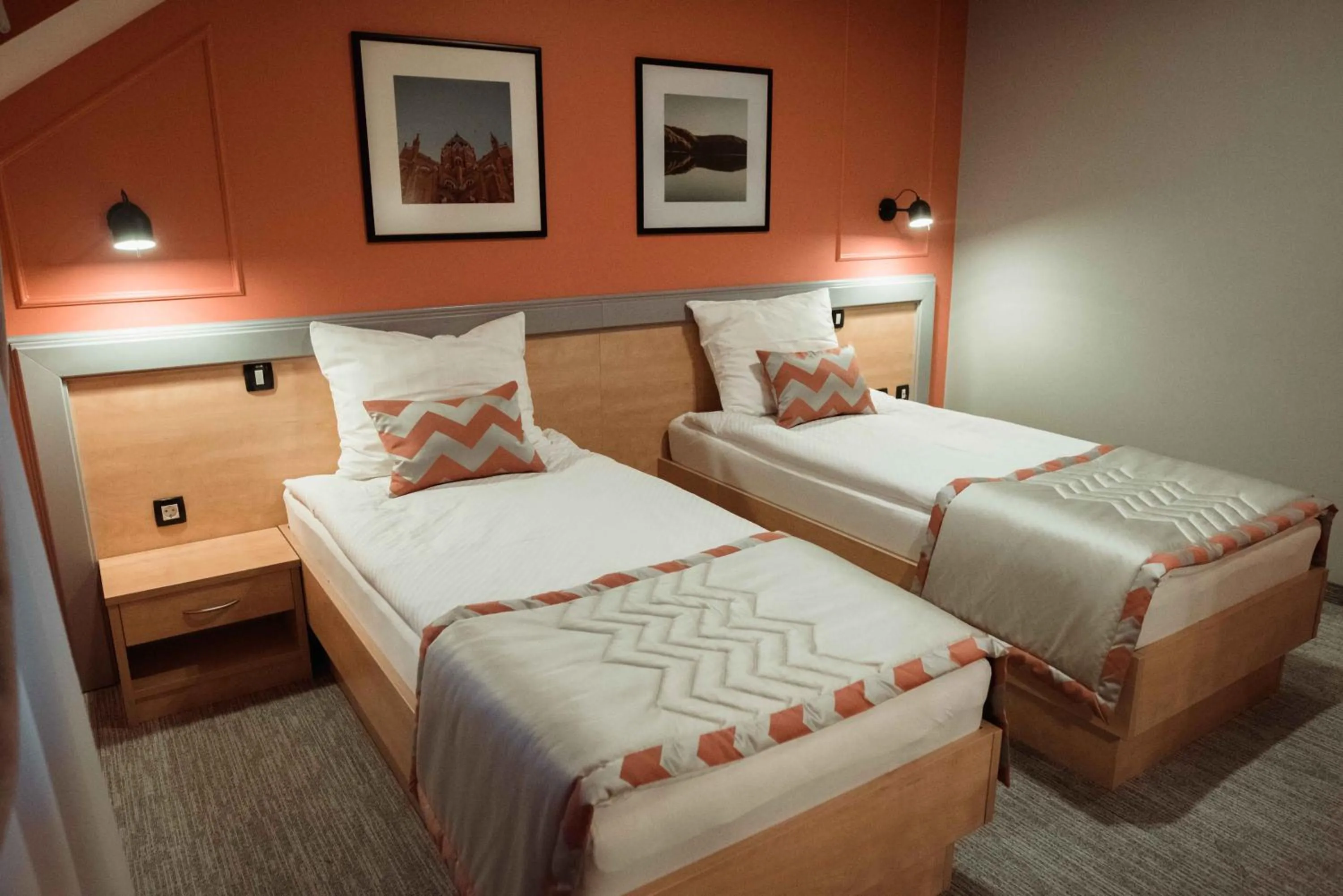 Bed in Hotel Đakovo