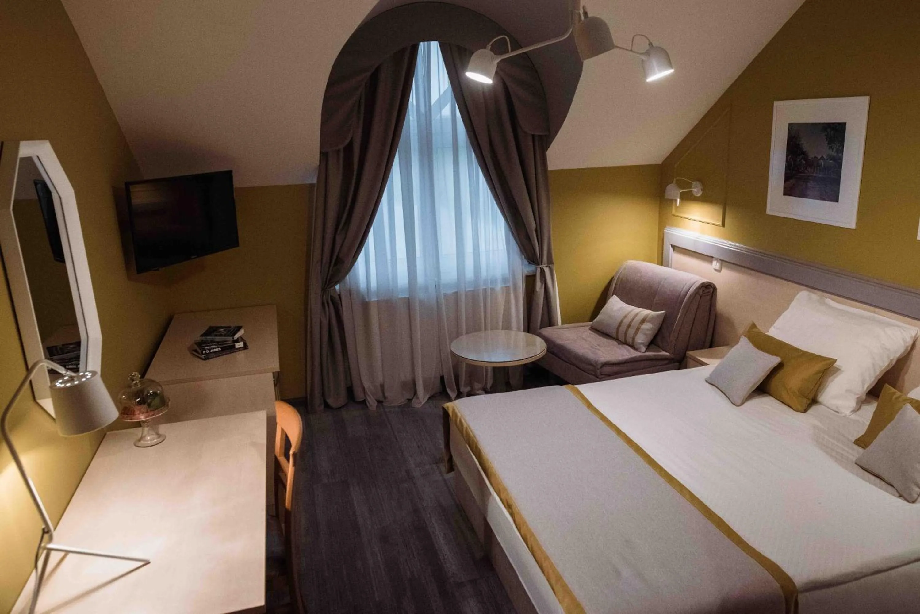 Bed in Hotel Đakovo