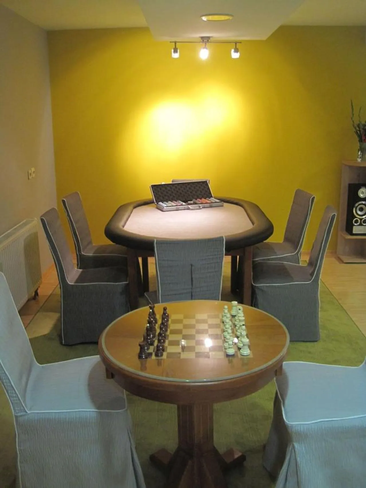 Game Room in Hotel Đakovo