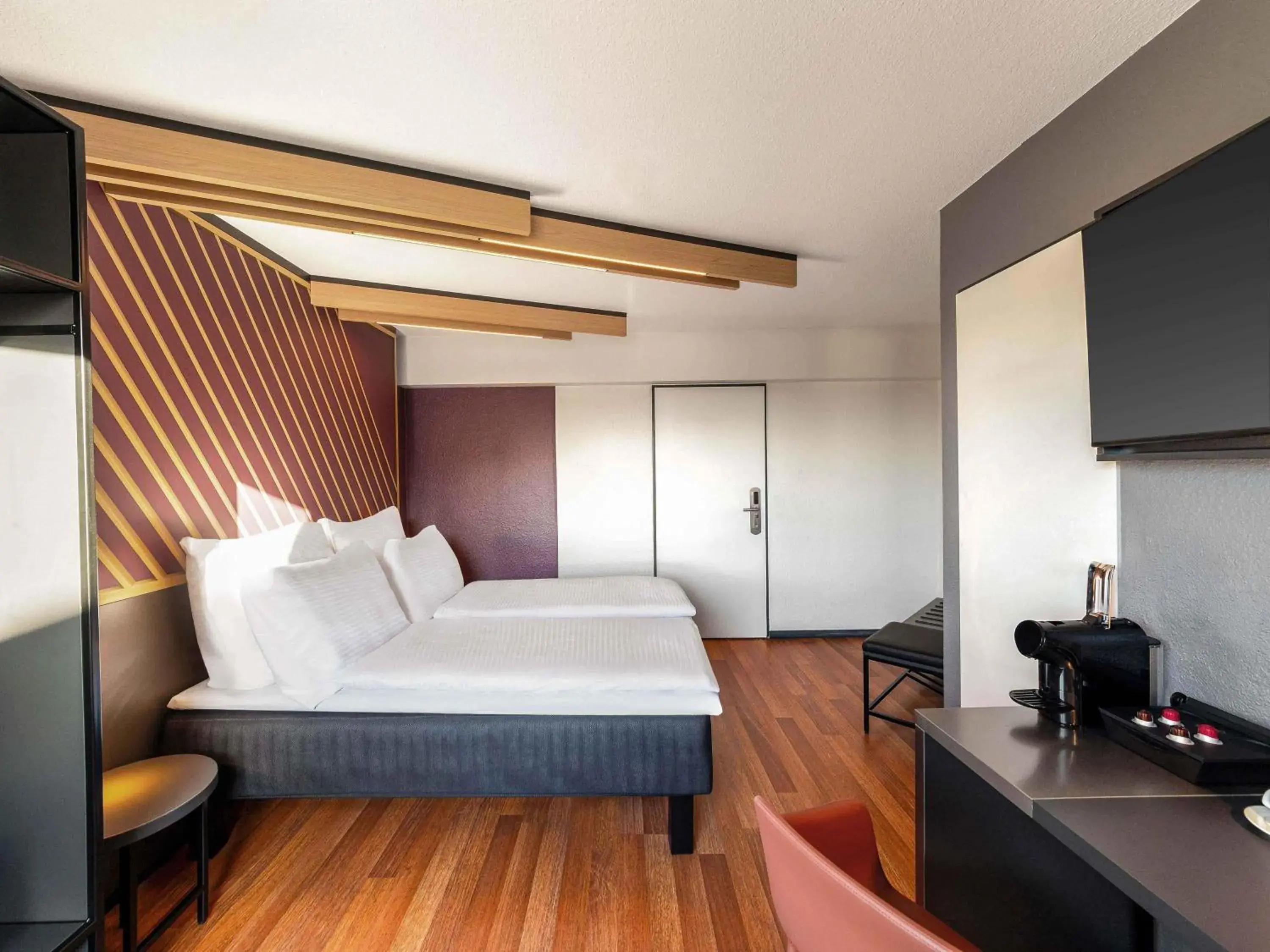 Superior Double Room - single occupancy in B&B Hotel Düsseldorf-Hbf Superior Double Room - single occupancy in B&B Hotel Düsseldorf-Hbf