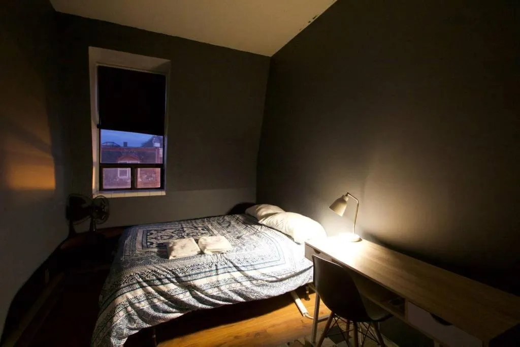 Bed in The Parkdale Hostellerie