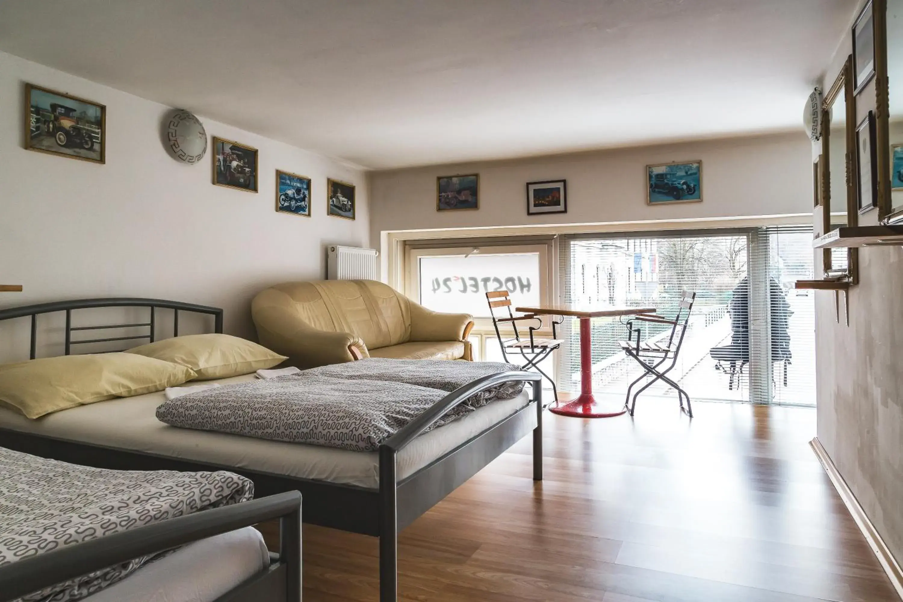 Bed in Hostel 24 Bed in Hostel 24