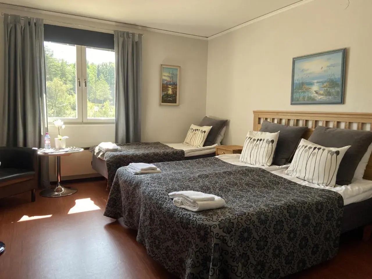 Triple Room - single occupancy in Värdshuset Glada Hudik Triple Room - single occupancy in Värdshuset Glada Hudik