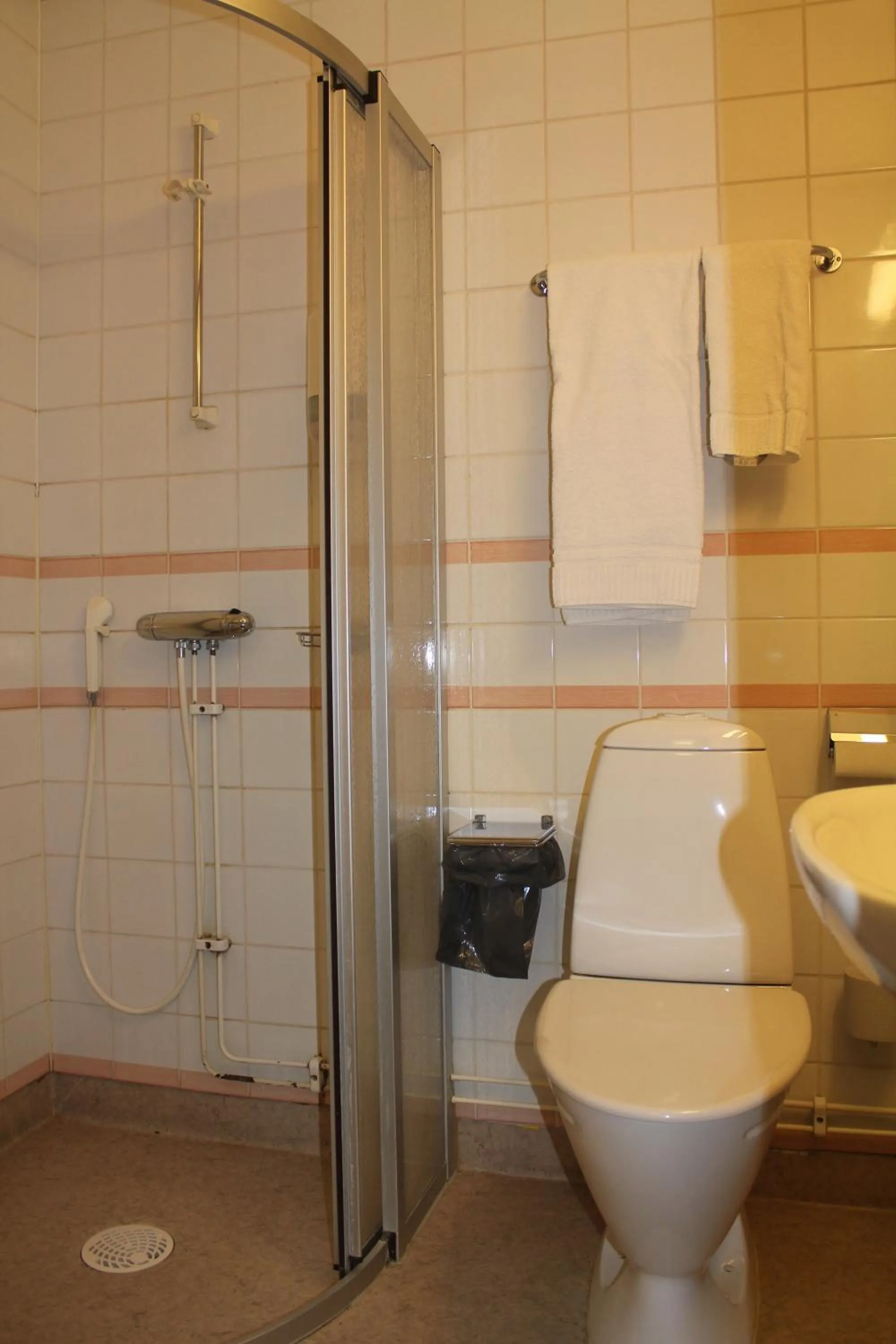 Bathroom in Värdshuset Glada Hudik