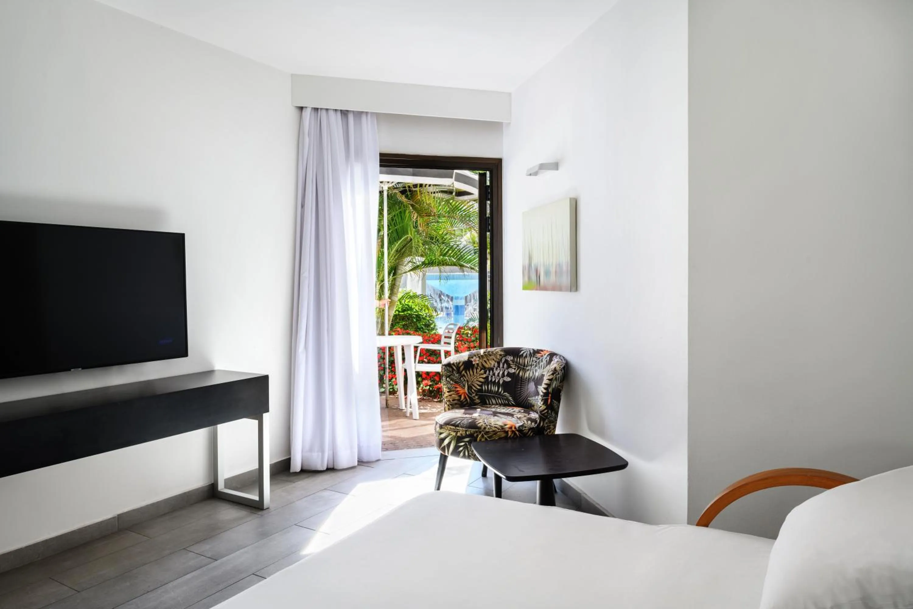 Photo of the whole room, Bed in Riviera by Isrotel Collection