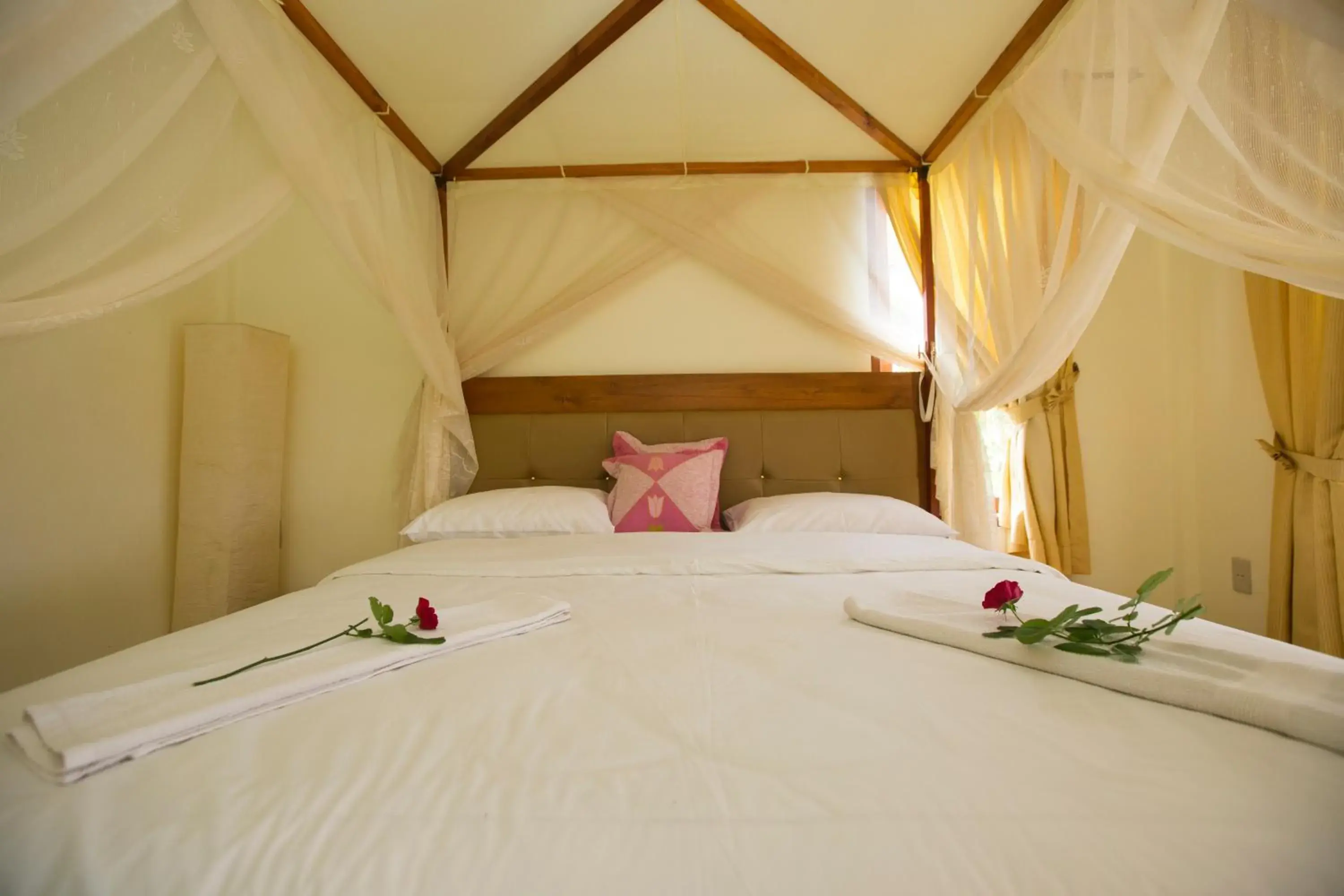 Bed in Toba Village Inn Bed in Toba Village Inn