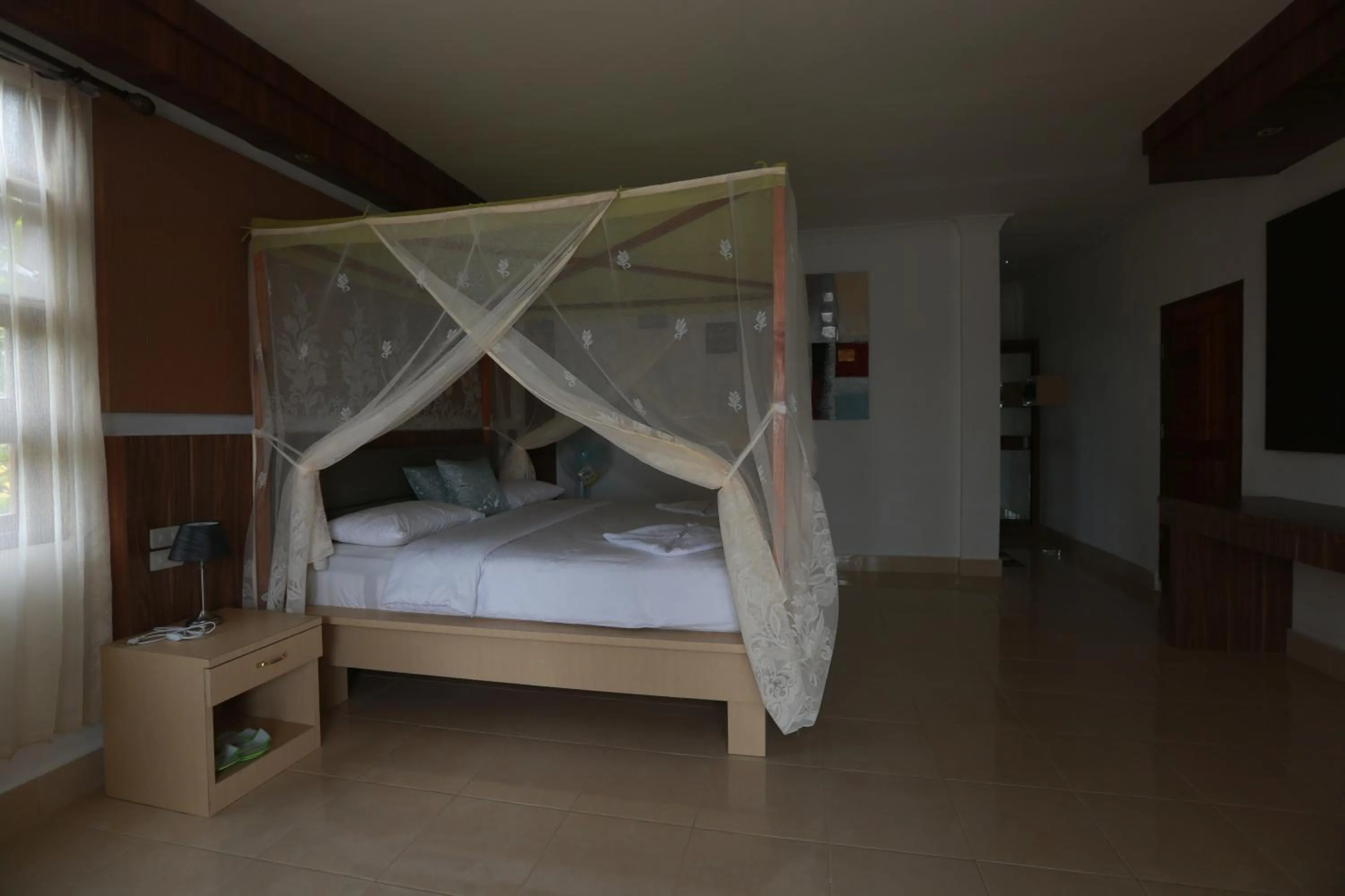 Bed in Toba Village Inn