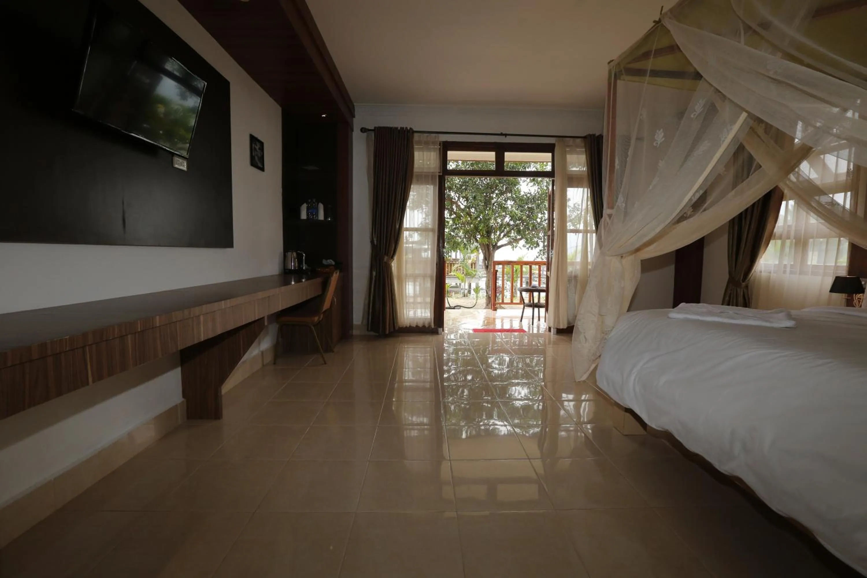 Bed in Toba Village Inn