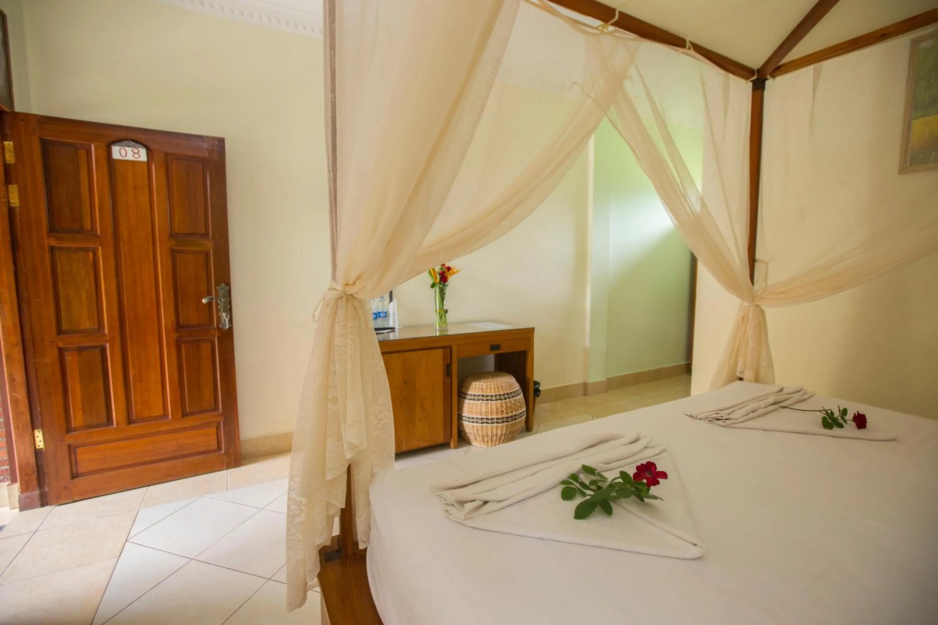 Bed in Toba Village Inn