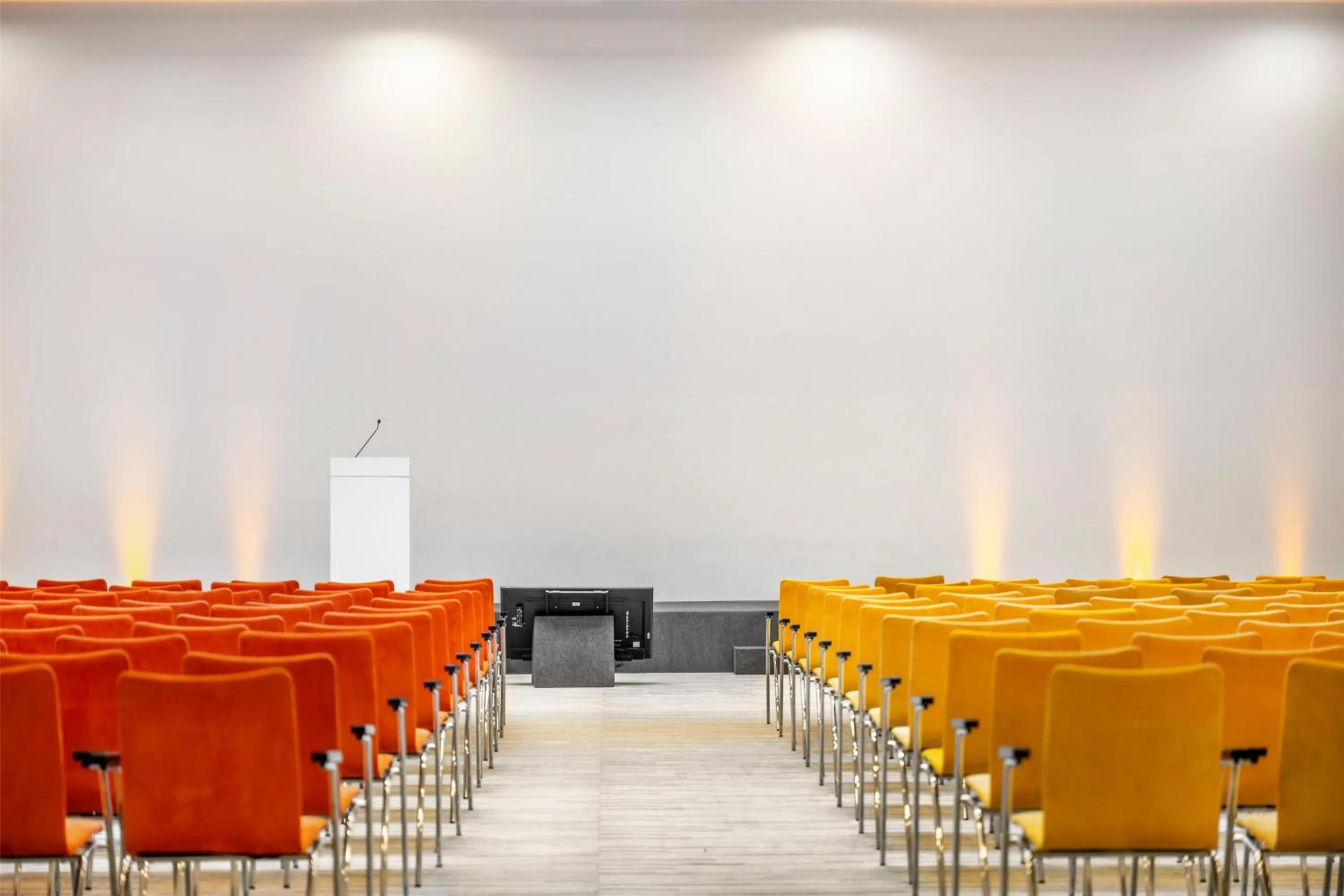 Meeting/conference room in Park Inn By Radisson Budapest