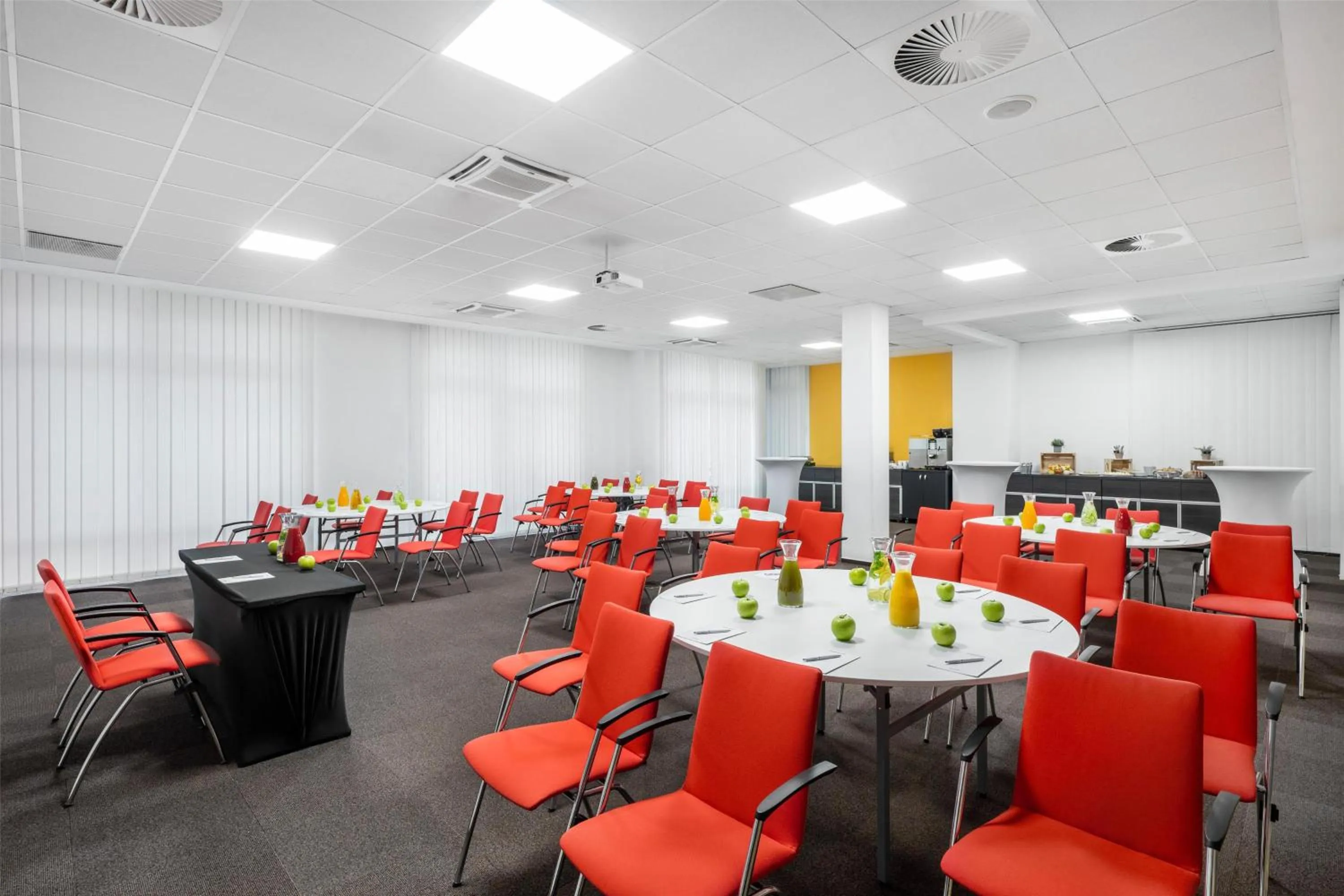 Meeting/conference room in Park Inn By Radisson Budapest