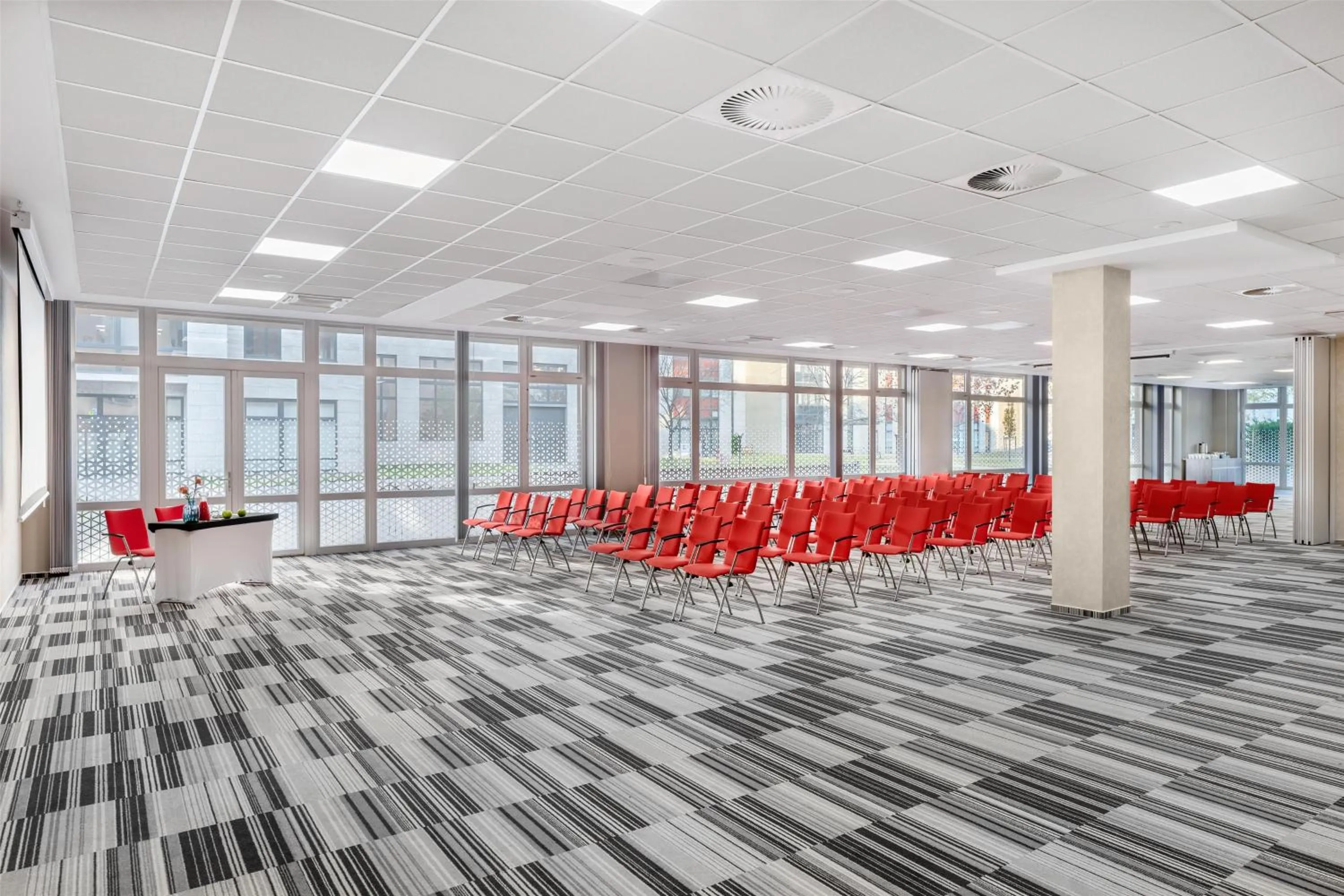 Meeting/conference room in Park Inn By Radisson Budapest