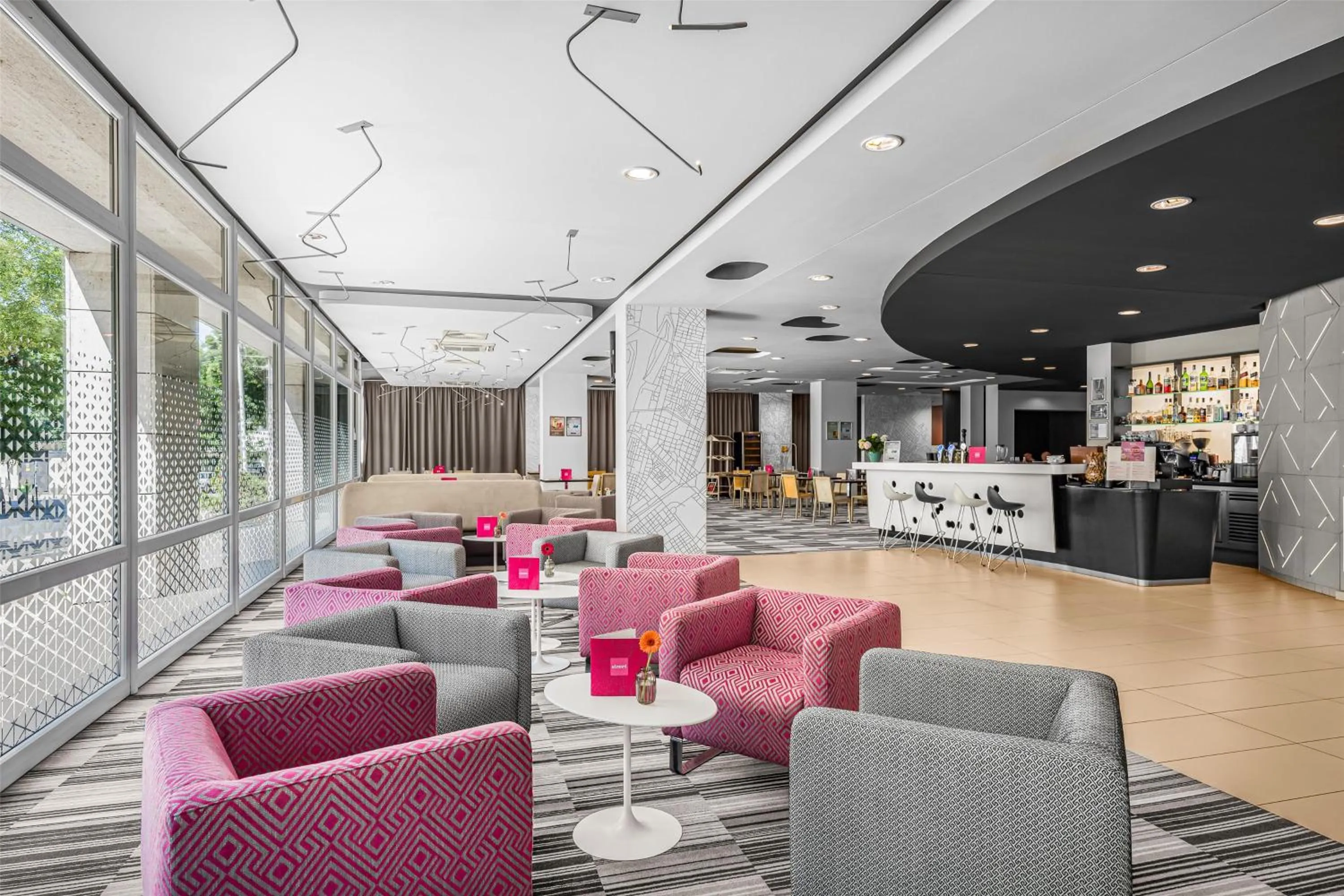 Lobby or reception in Park Inn By Radisson Budapest