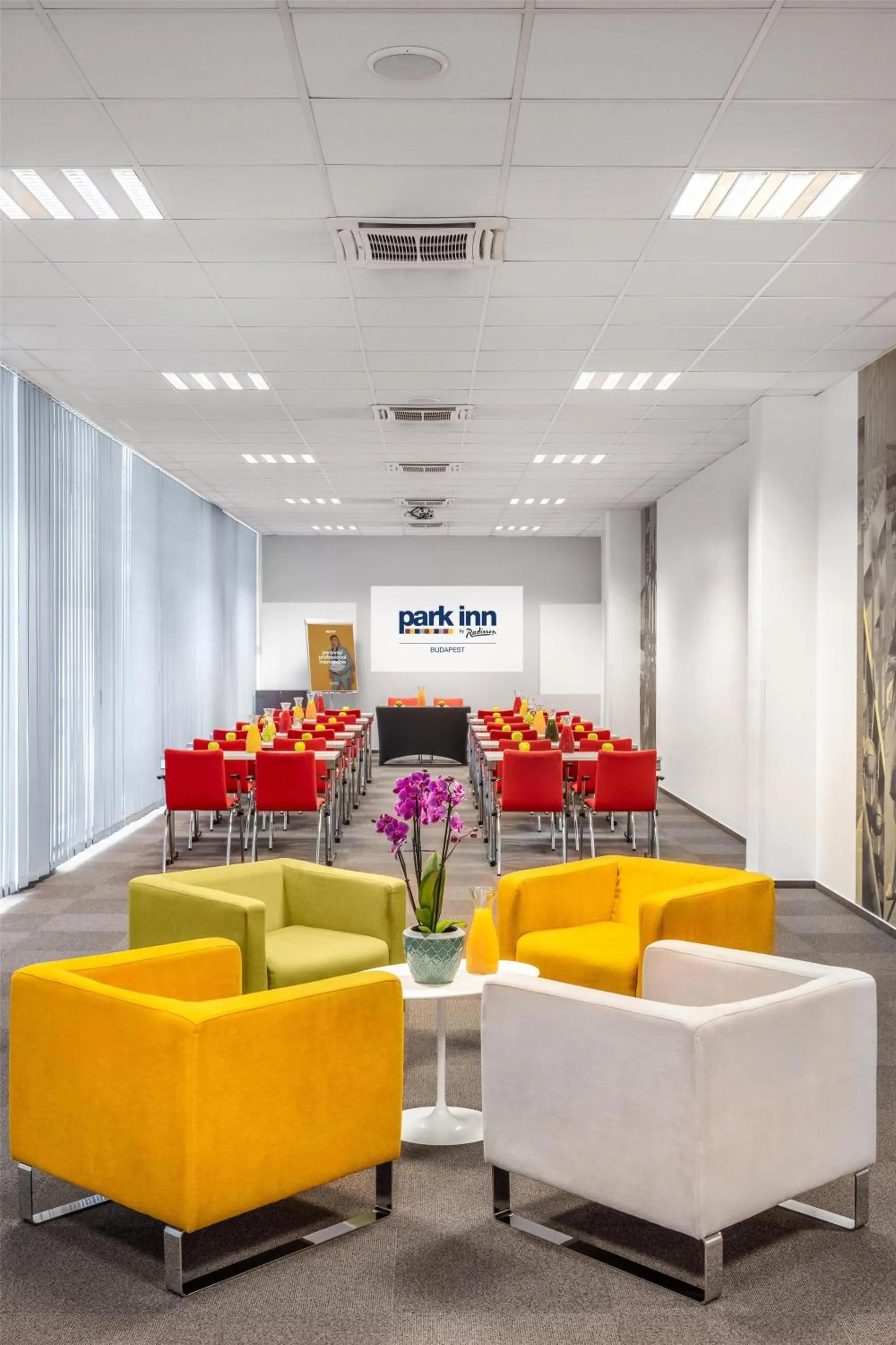 Meeting/conference room in Park Inn By Radisson Budapest