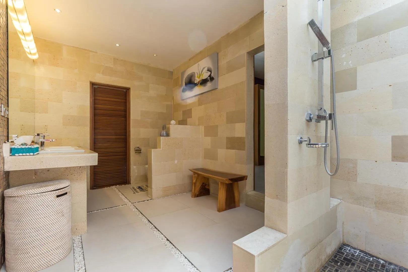 Bathroom in Villa Pilou Boutique Hotel