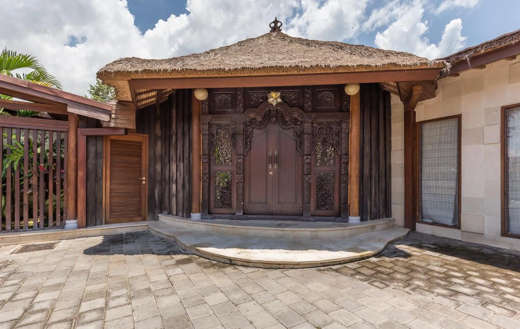 Villa Pilou Boutique Hotel