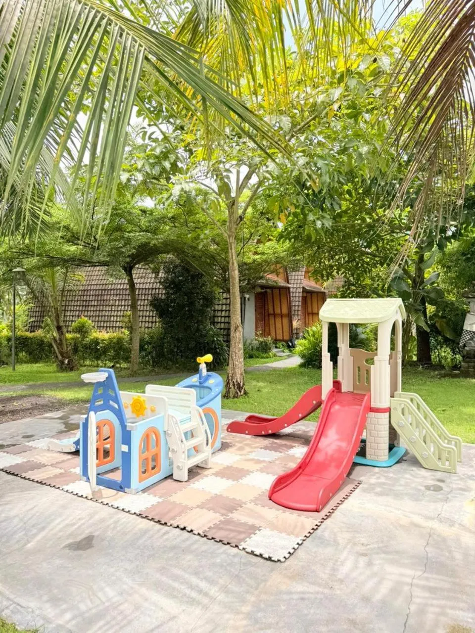 Property building in Adil Villa & Resort