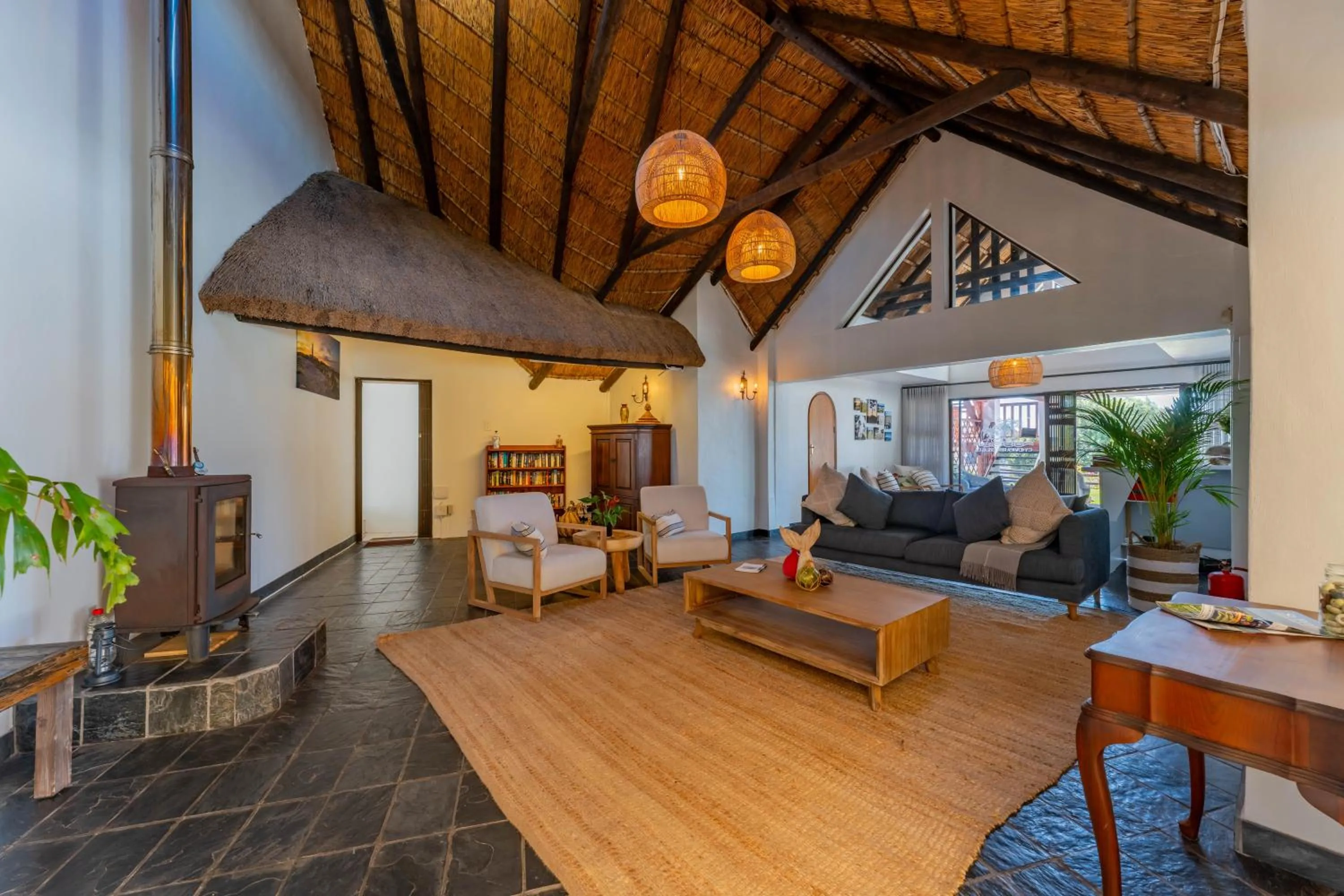 Lounge or bar in Cycads on Sea Guest House