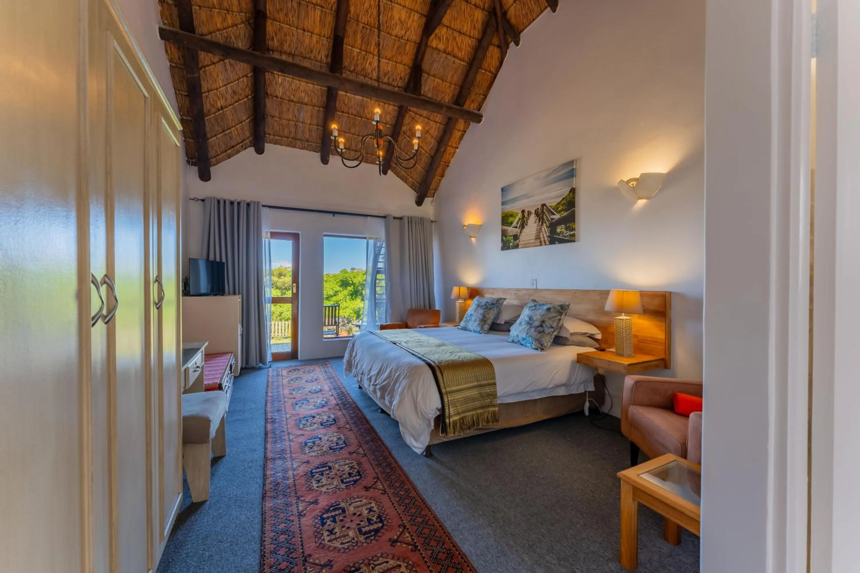 Bedroom, Bed in Cycads on Sea Guest House