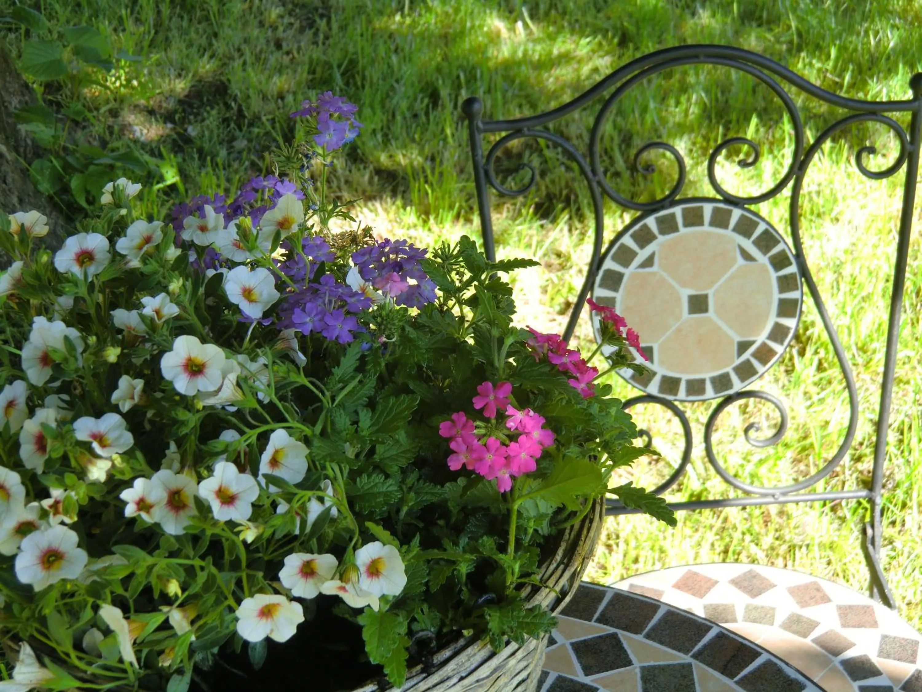 Decorative detail in B&B Au Coeur de Villers
