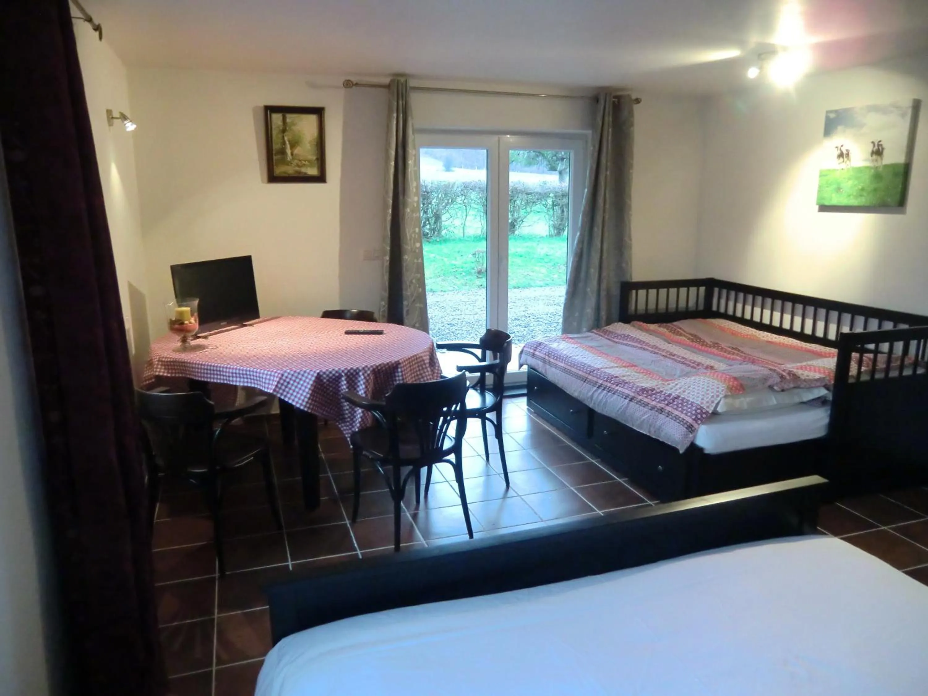 Bed in B&B Au Coeur de Villers