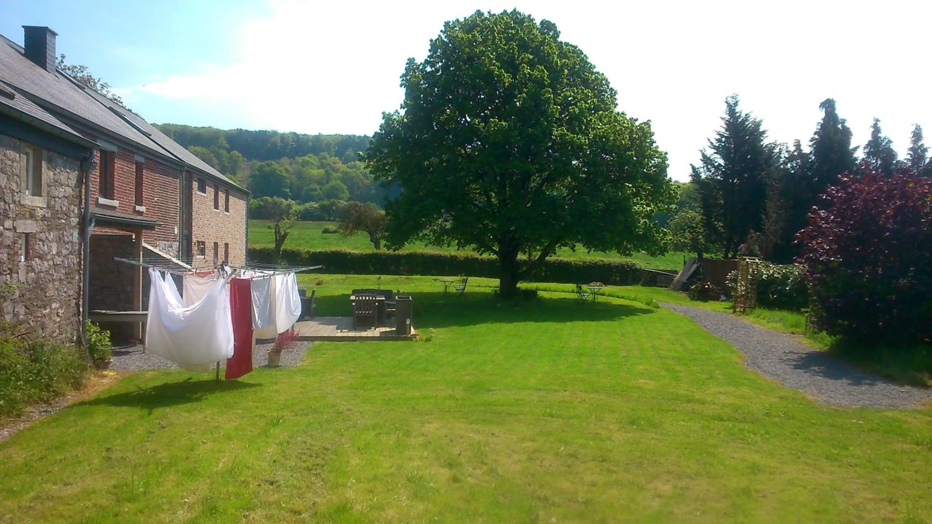Garden in B&B Au Coeur de Villers