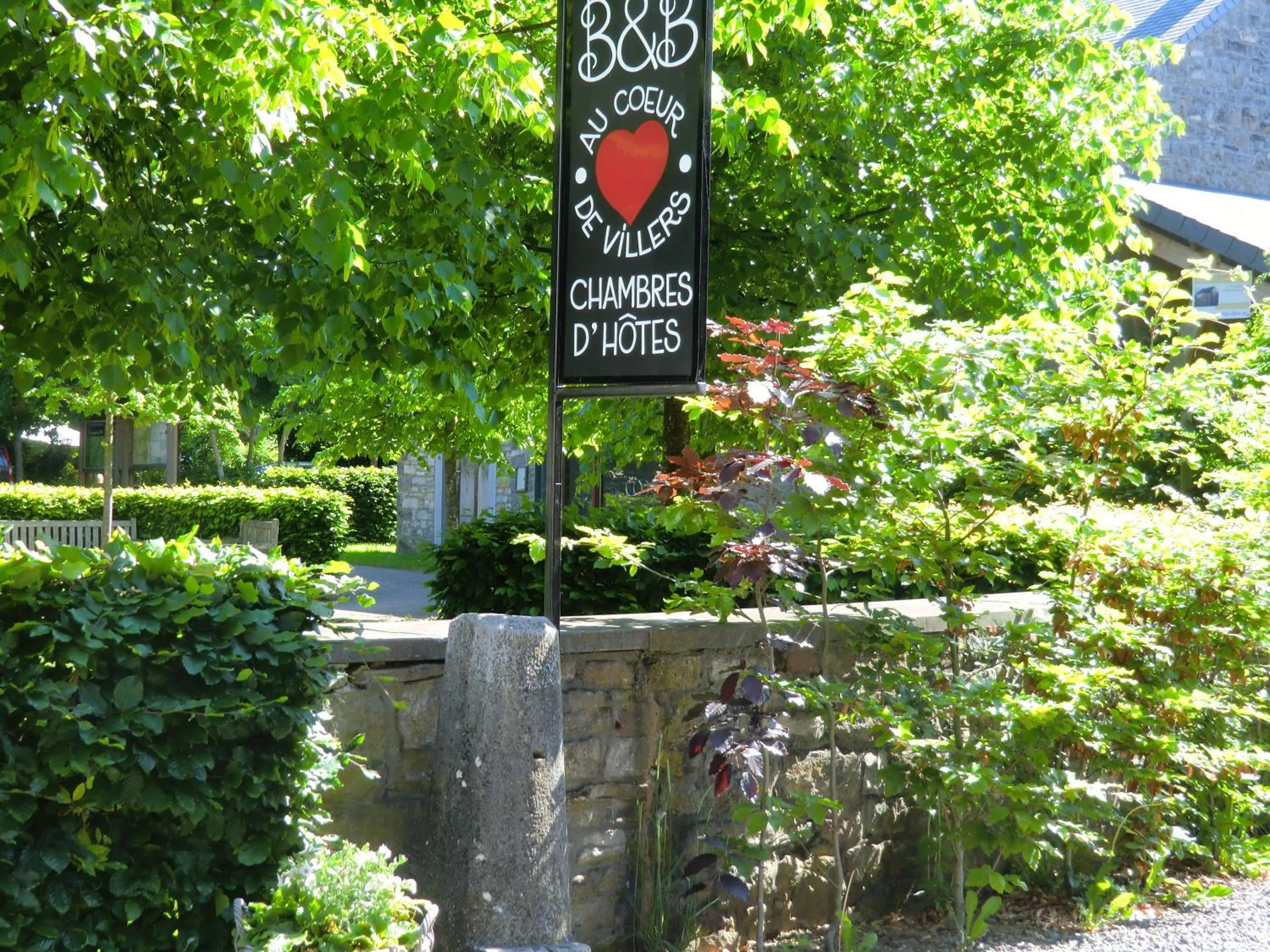 Property logo or sign in B&B Au Coeur de Villers