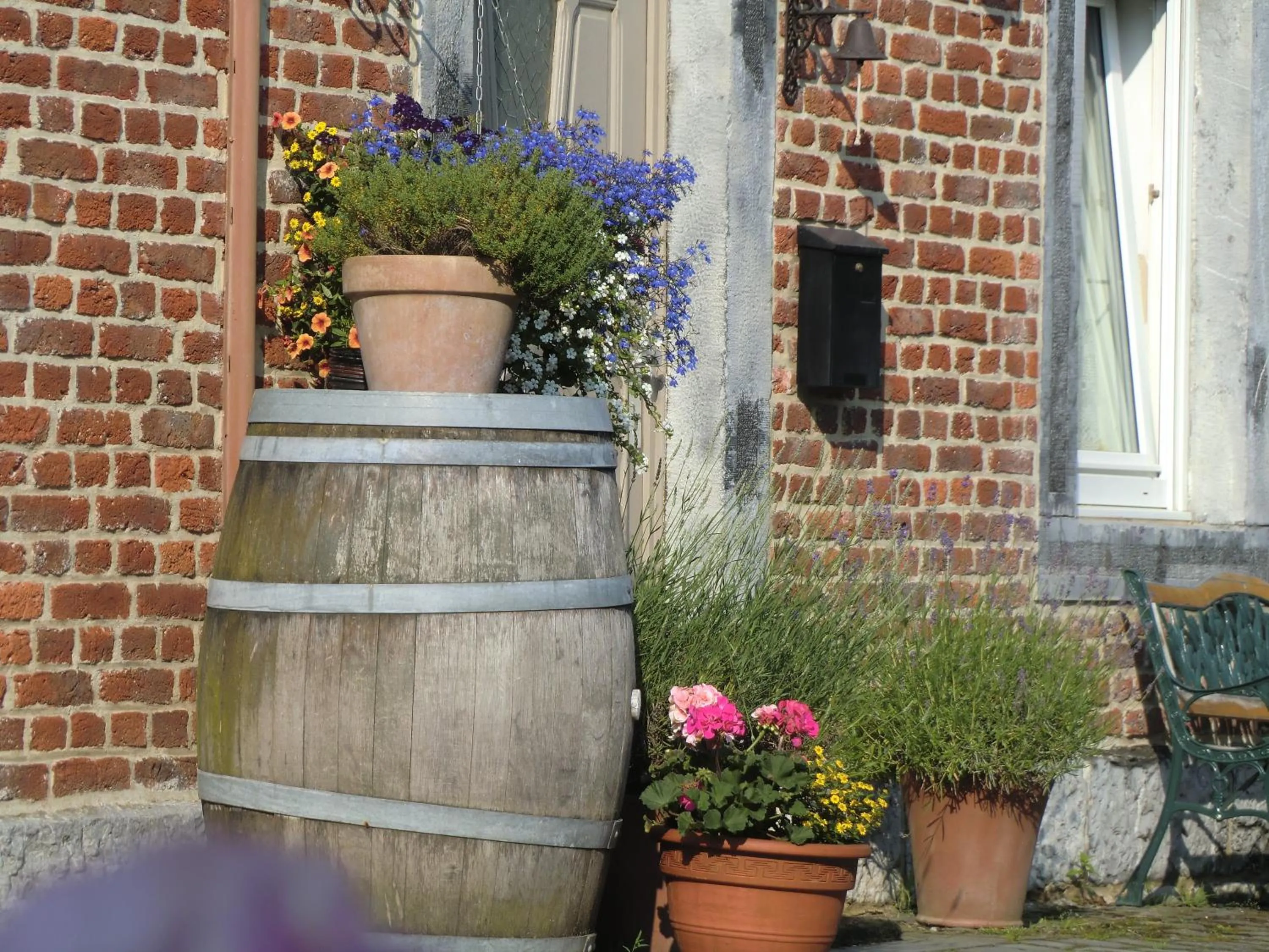 Decorative detail in B&B Au Coeur de Villers