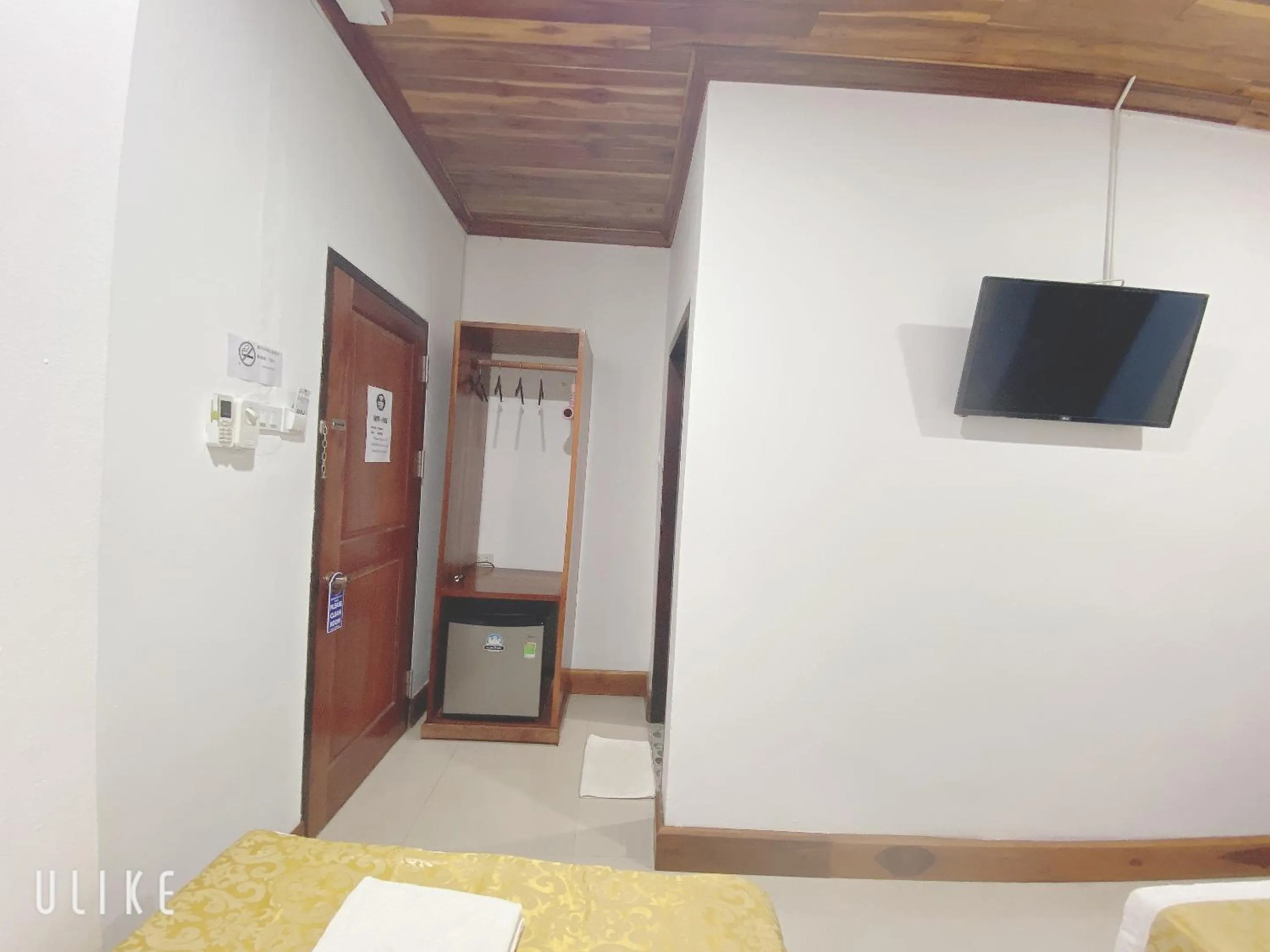 Photo of the whole room, Bed in Elephant Boutique Hotel