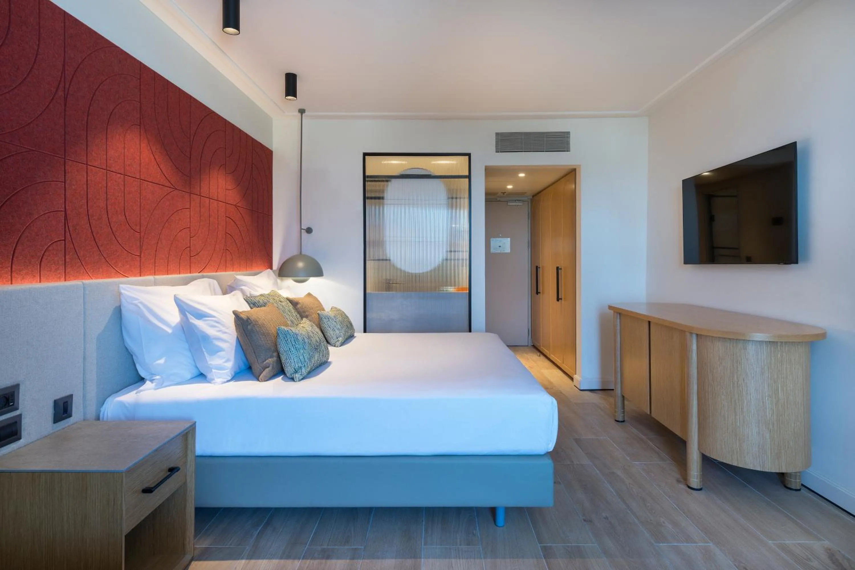 Bed in King Solomon by Isrotel Collection