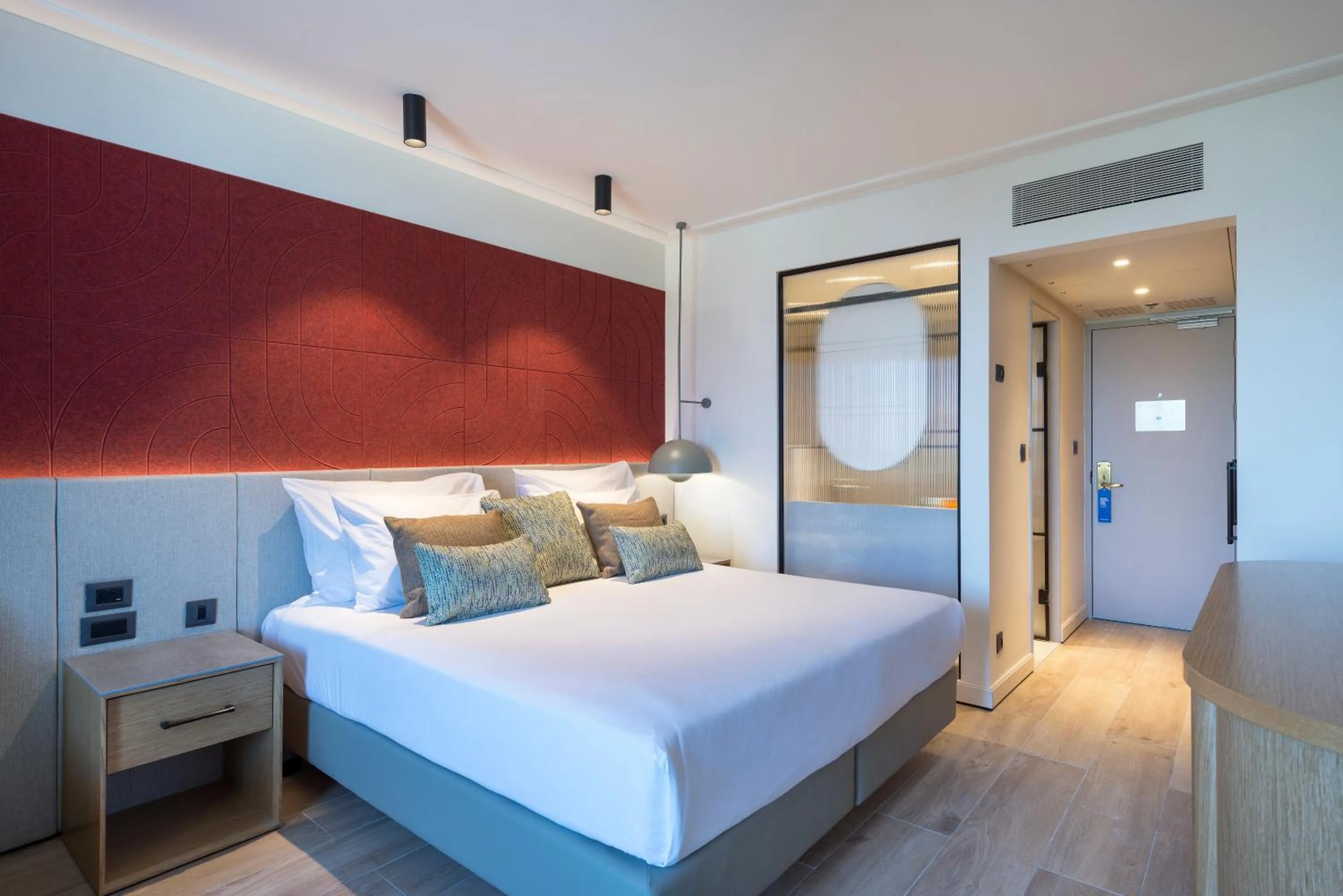 Bed in King Solomon by Isrotel Collection