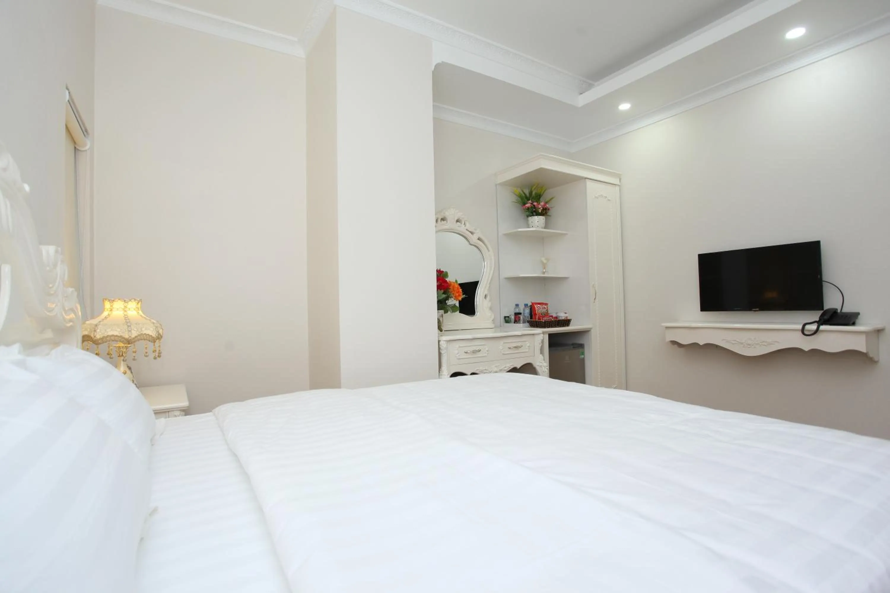 Bed in Phoenix Hotel Ha Long