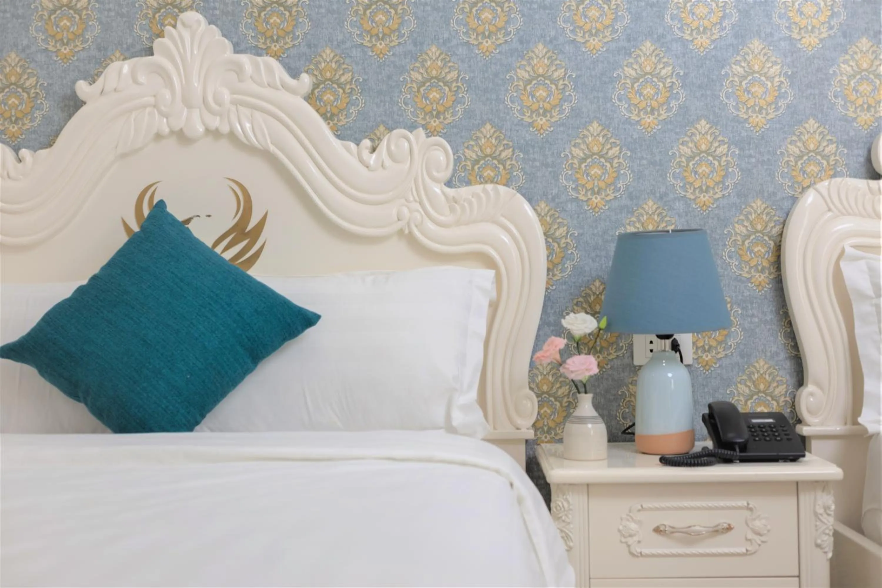 Bed in Phoenix Hotel Ha Long