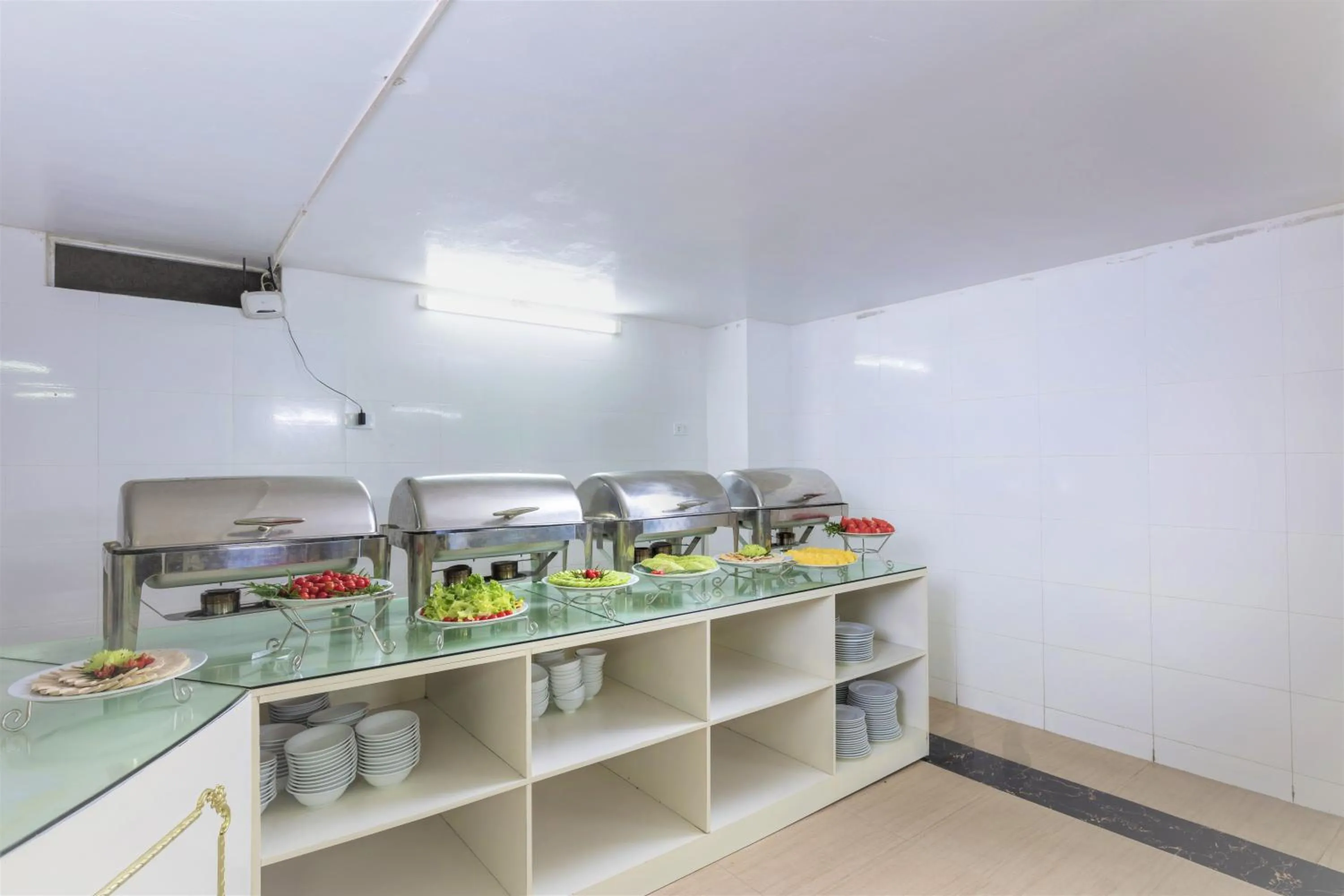 Breakfast in Phoenix Hotel Ha Long