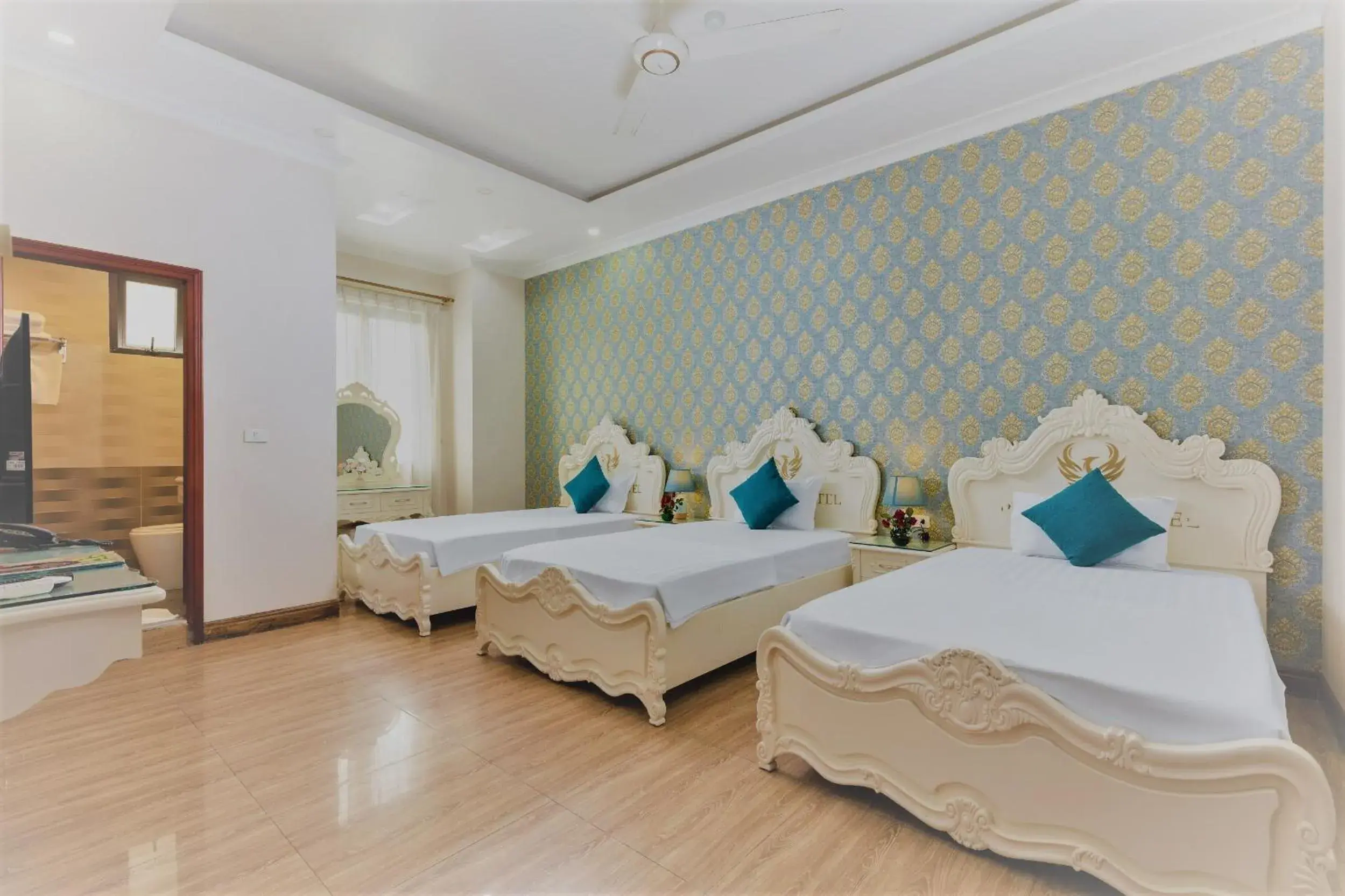 Family Room in Phoenix Hotel Ha Long Family Room in Phoenix Hotel Ha Long