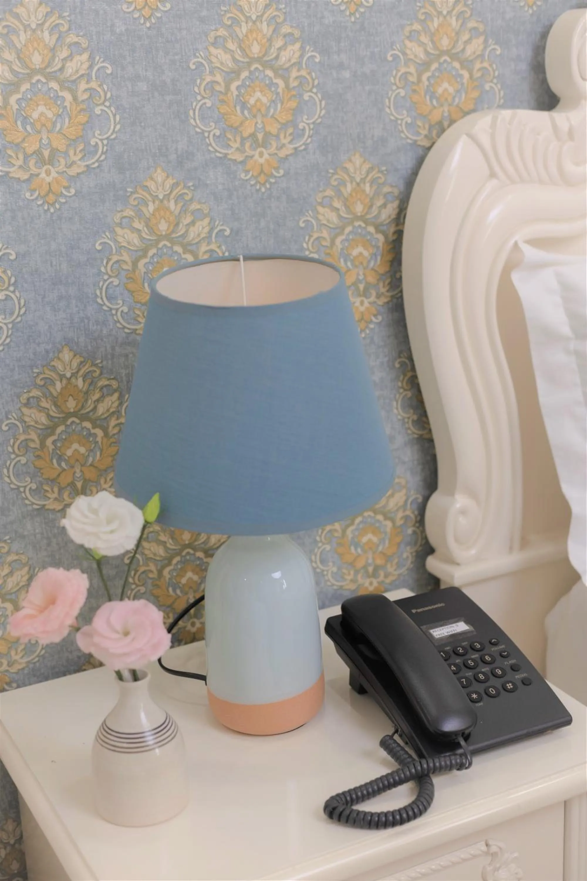 hair dresser in Phoenix Hotel Ha Long