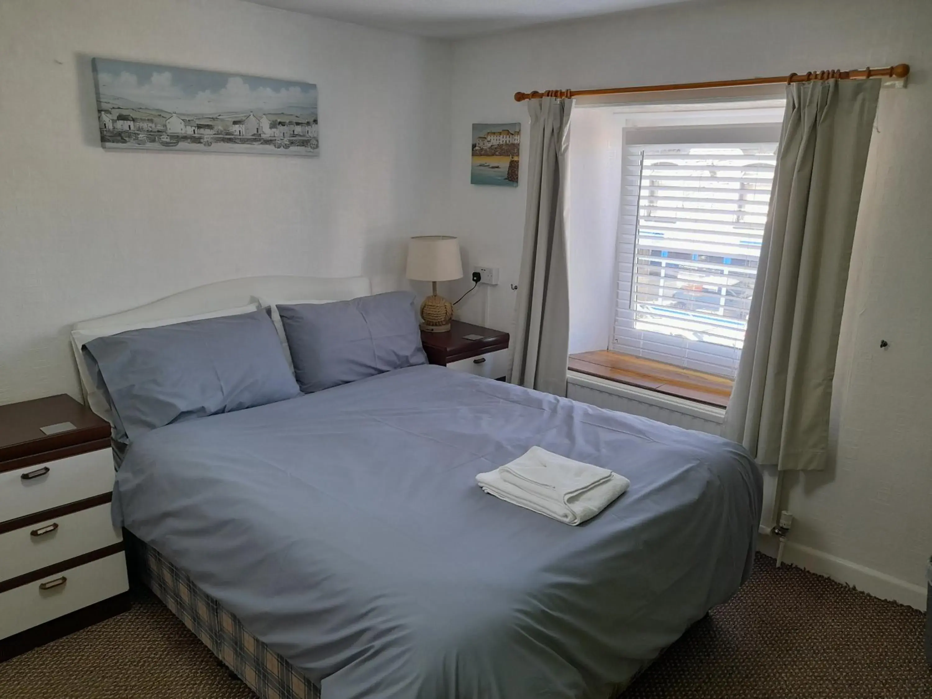 Double Room with Private Bathroom in Globe Guesthouse Double Room with Private Bathroom in Globe Guesthouse