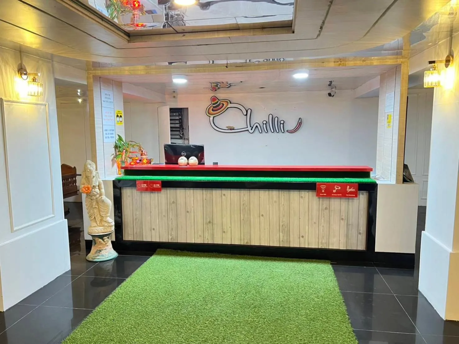 Lobby or reception, Billiards in The Chilli by Golden Ray