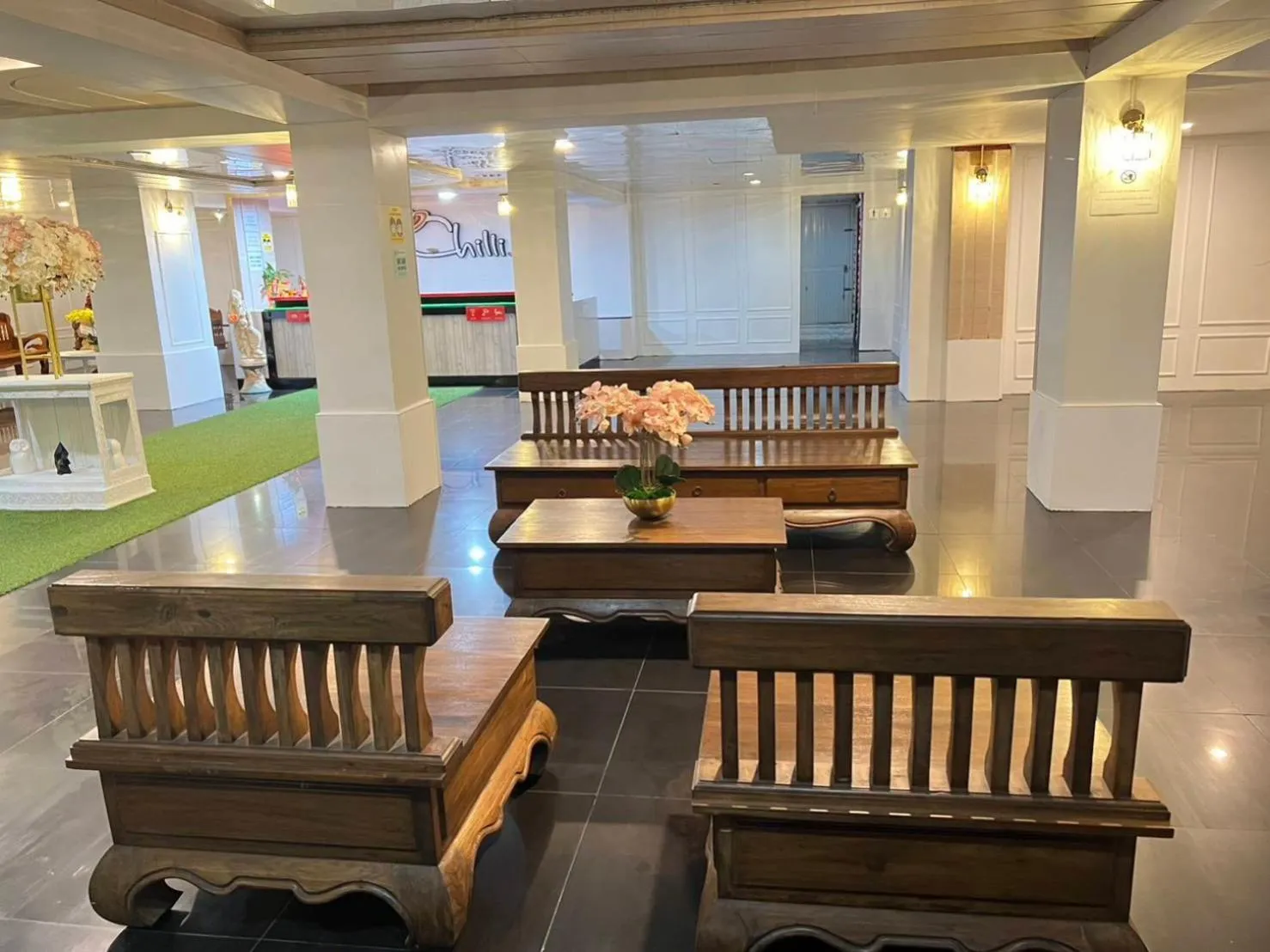 Lobby or reception, Lobby/Reception in The Chilli by Golden Ray