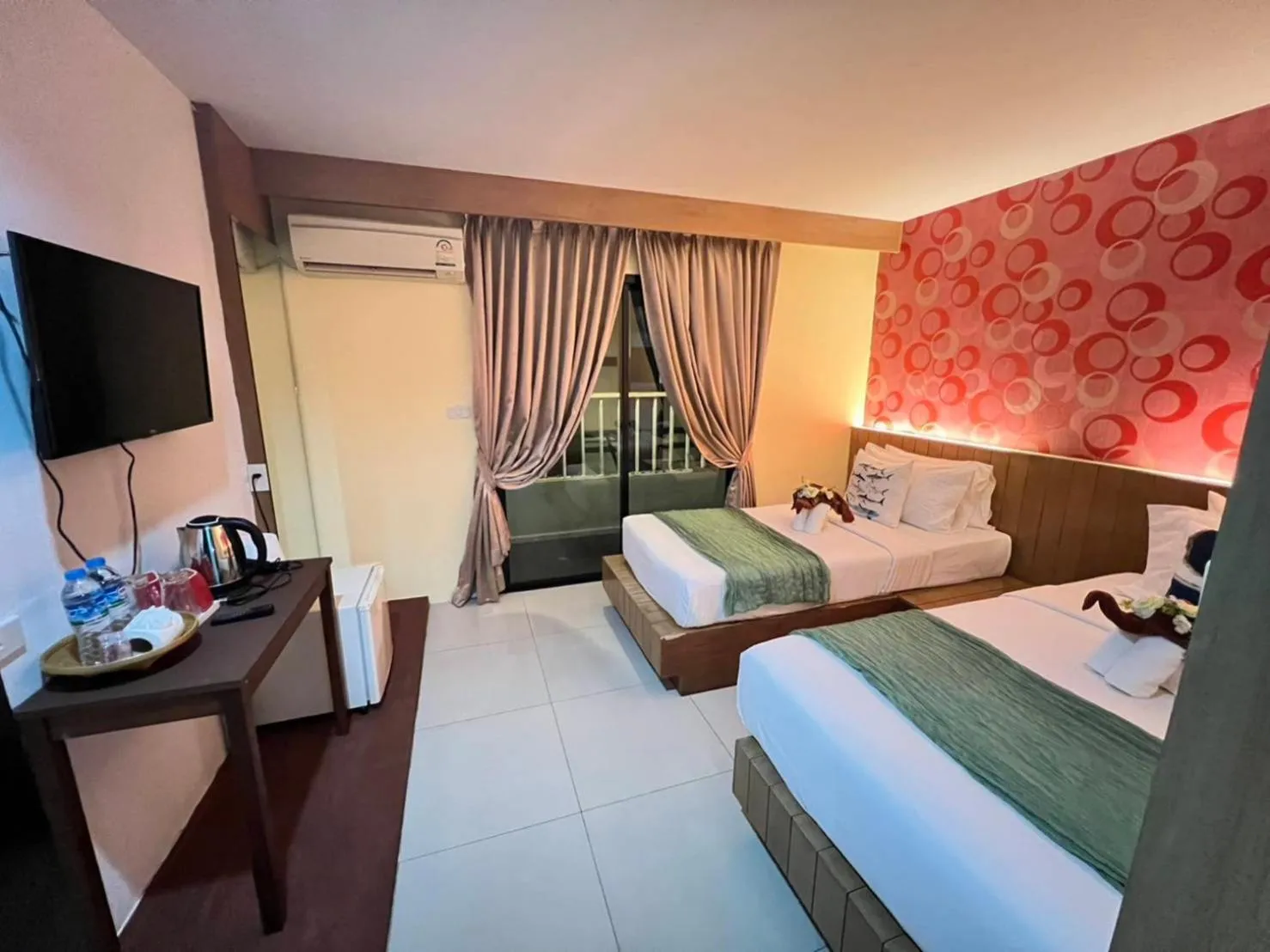 Bedroom, Bed in The Chilli by Golden Ray