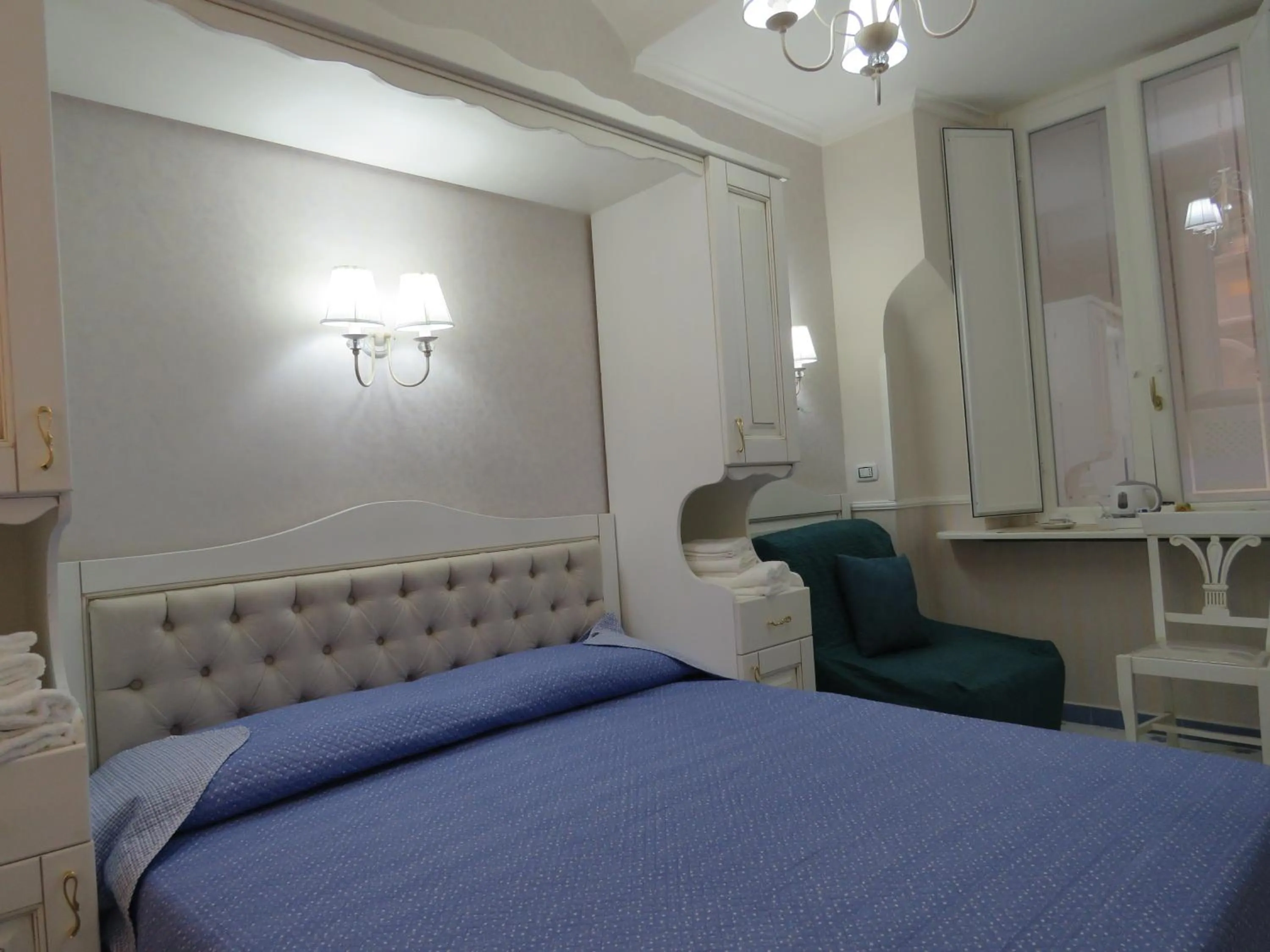 Bedroom, Bed in Olimpo degli Dei