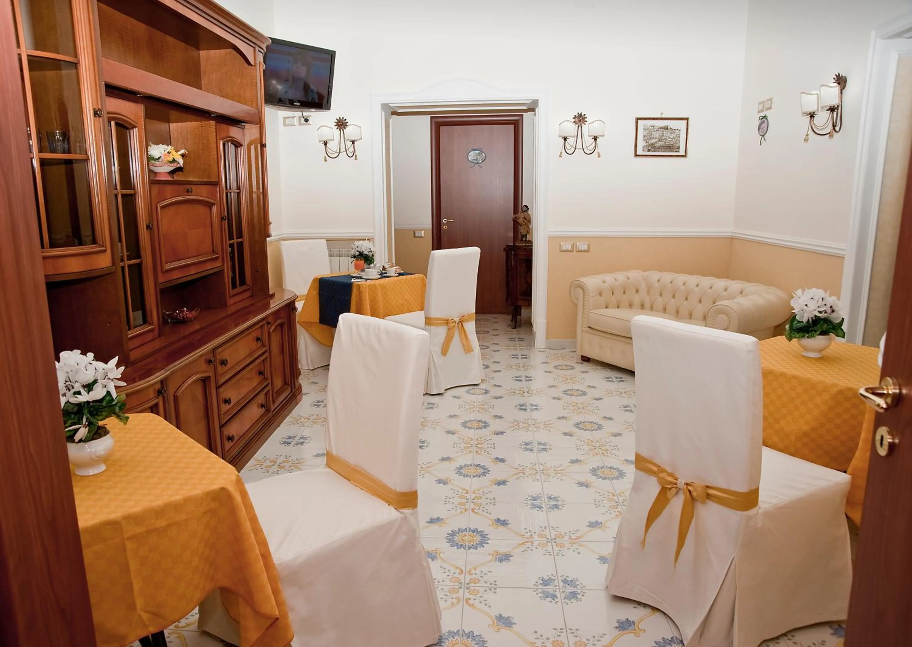 Restaurant/places to eat in Olimpo degli Dei