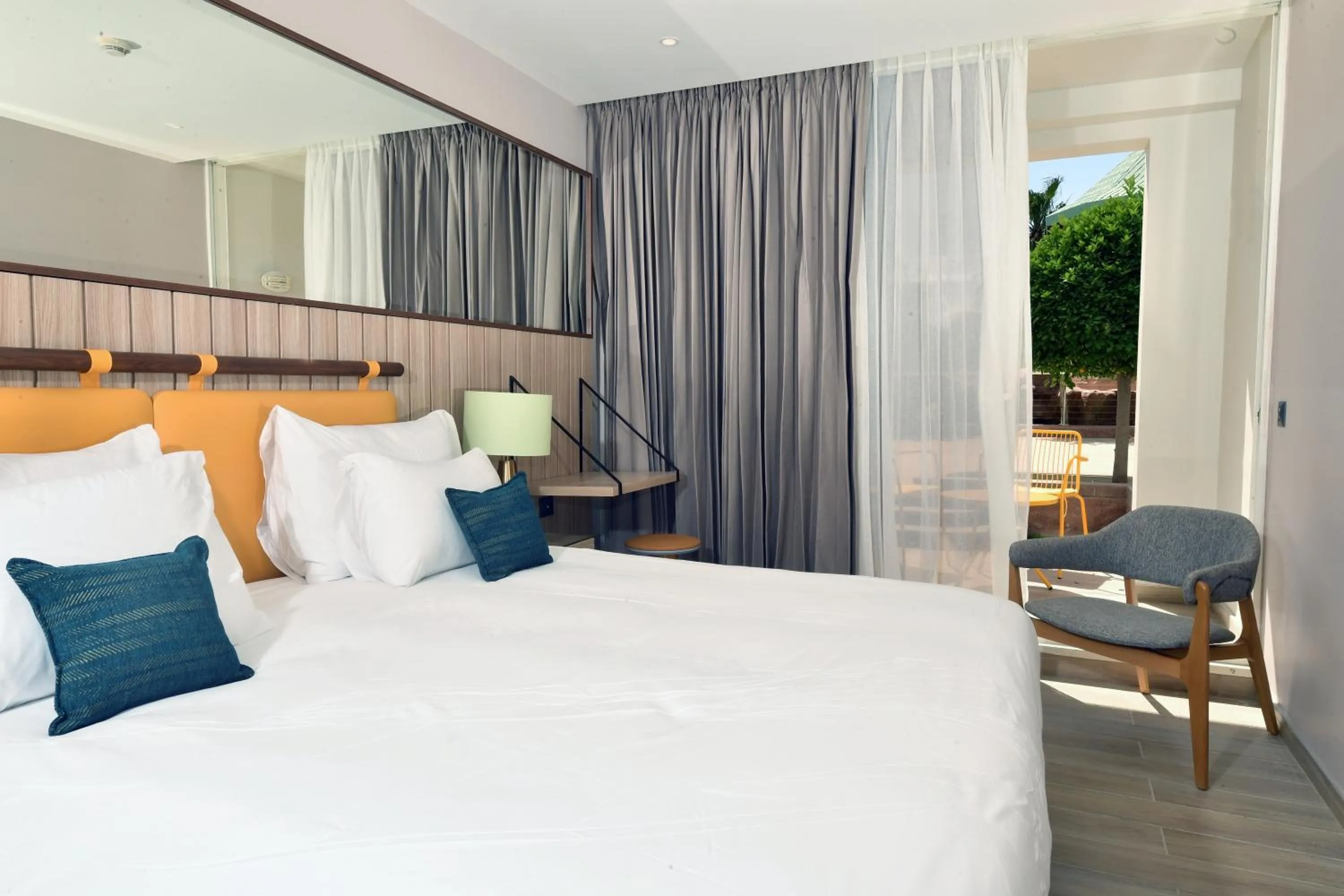 Bed in Royal Garden by Isrotel Collection